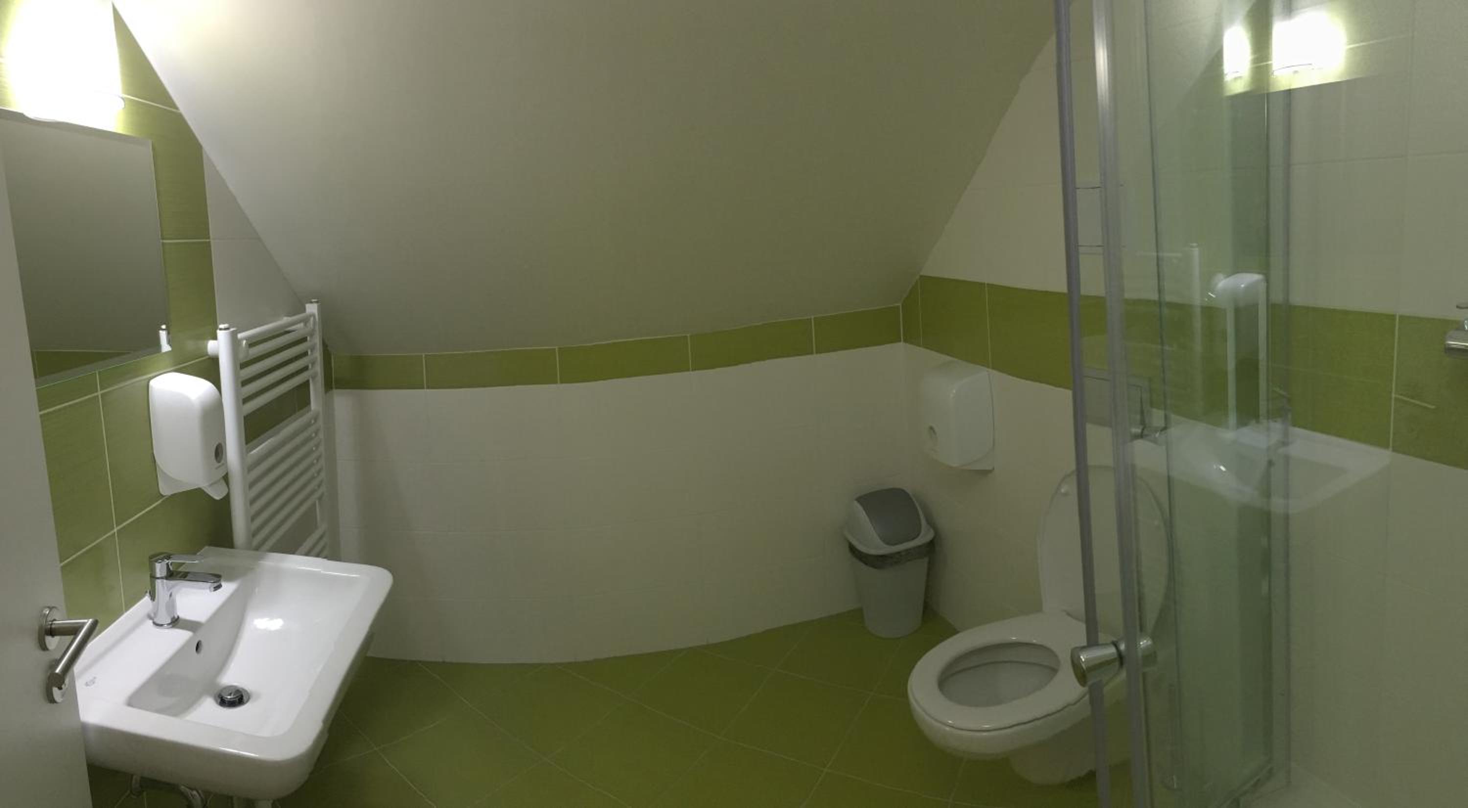 Deluxe Double Room - Photo 20