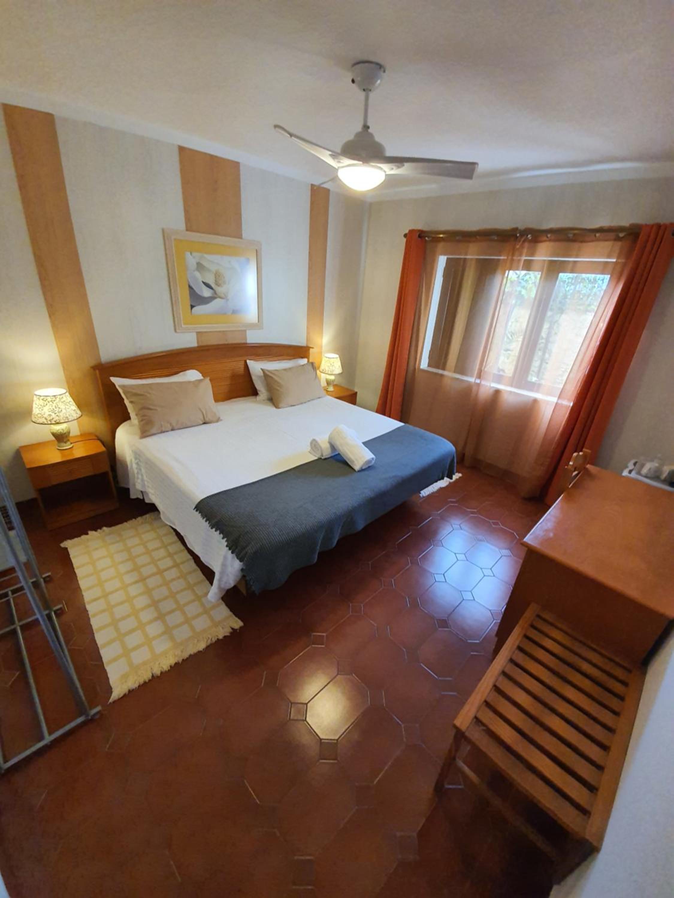 Double Room with Exterior Shared Bathroom photo 2