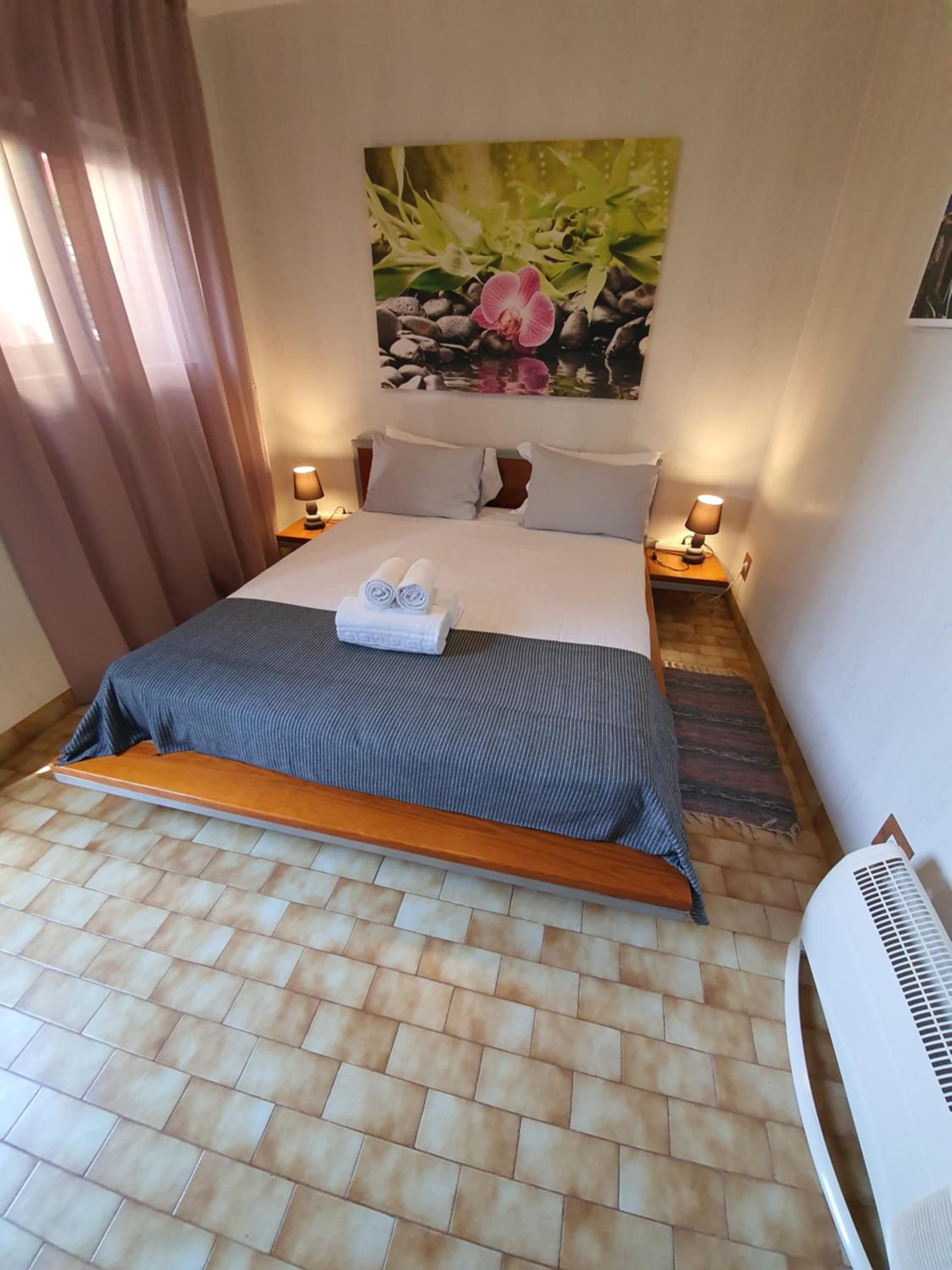 Double Room with Private Bathroom photo 3