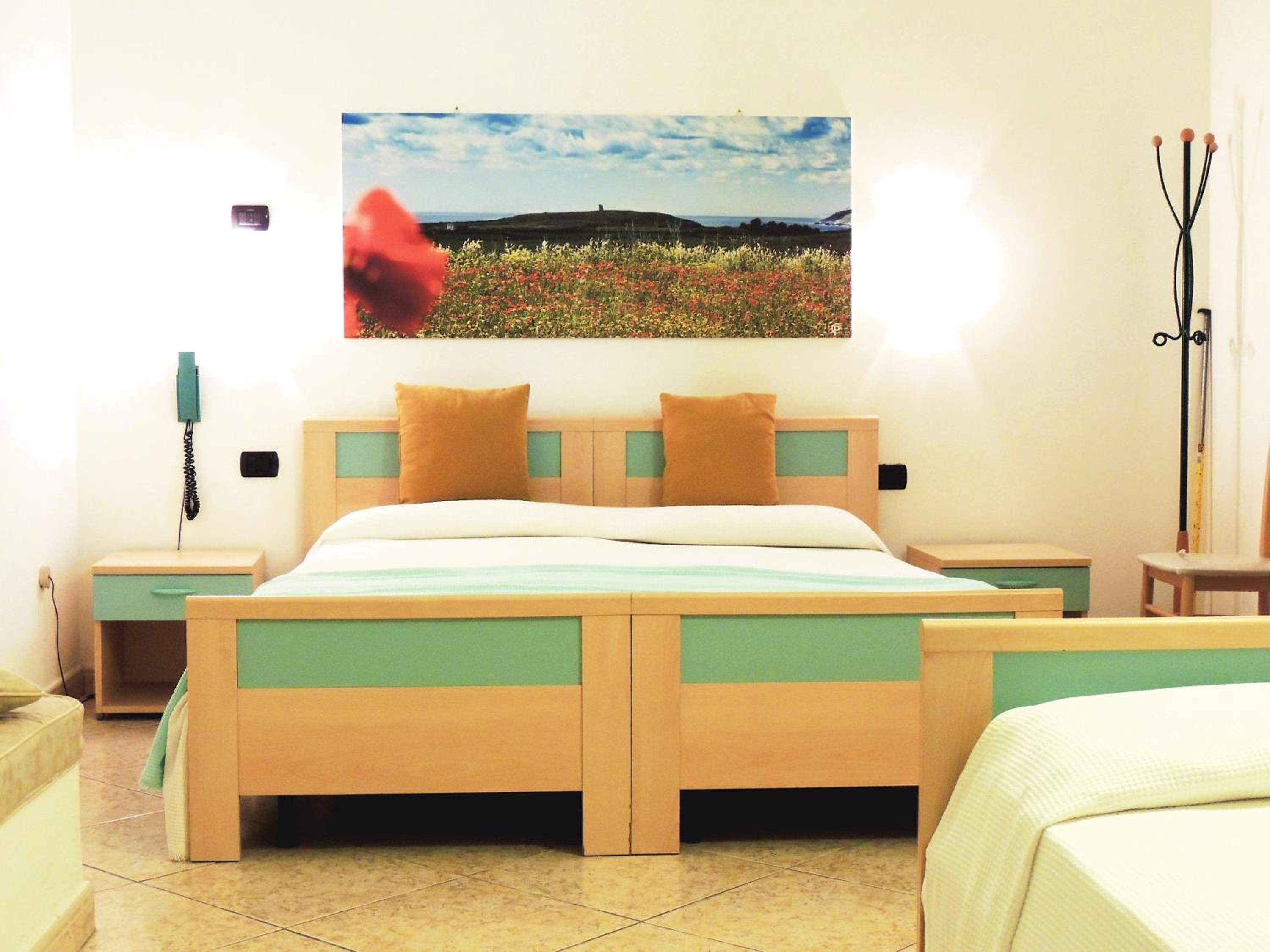 Triple Room with Private Bathroom - Photo 1