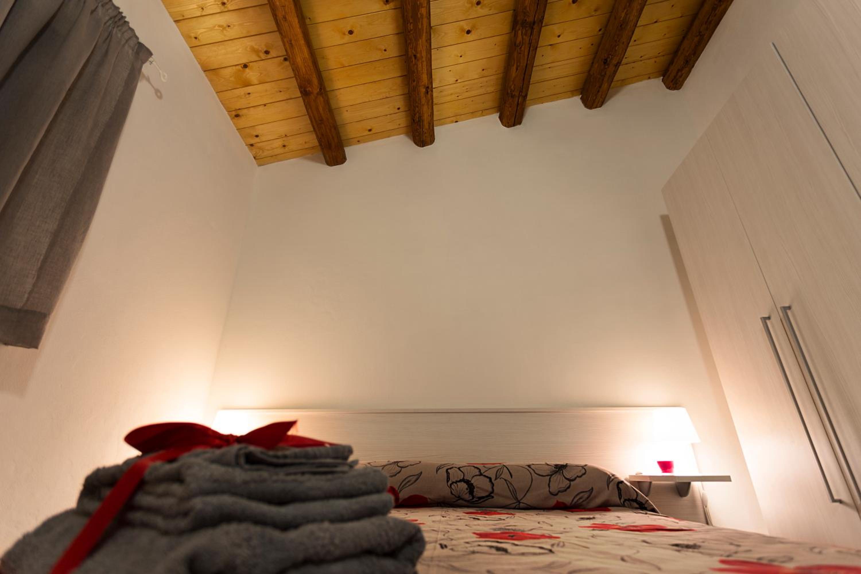 Two-Bedroom House with Terrace (6 Adults) photo 2