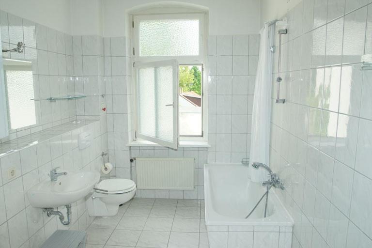 Two-Bedroom Apartment - Domlind photo 2