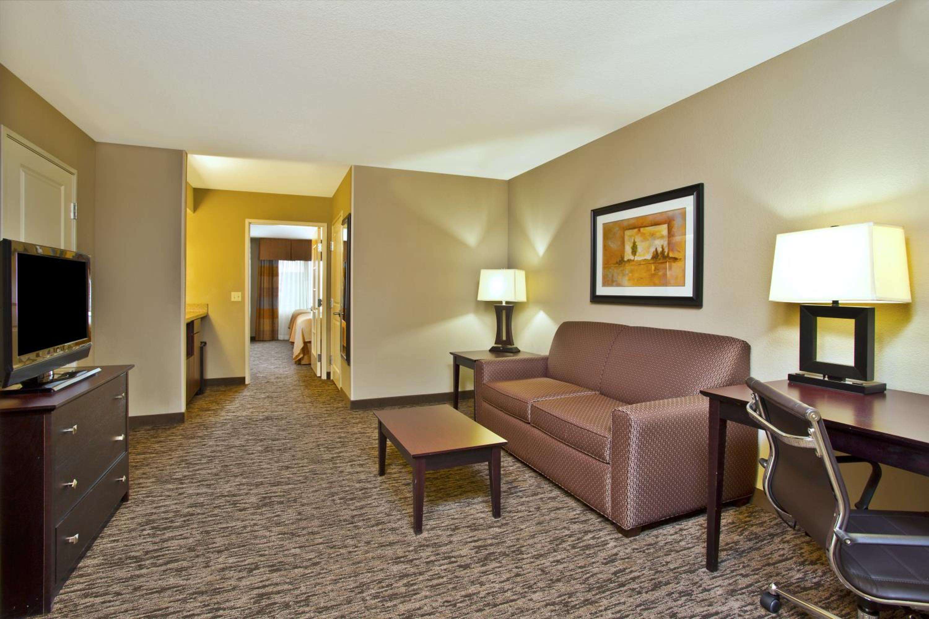 Suite with Two Queen Beds - Photo 1