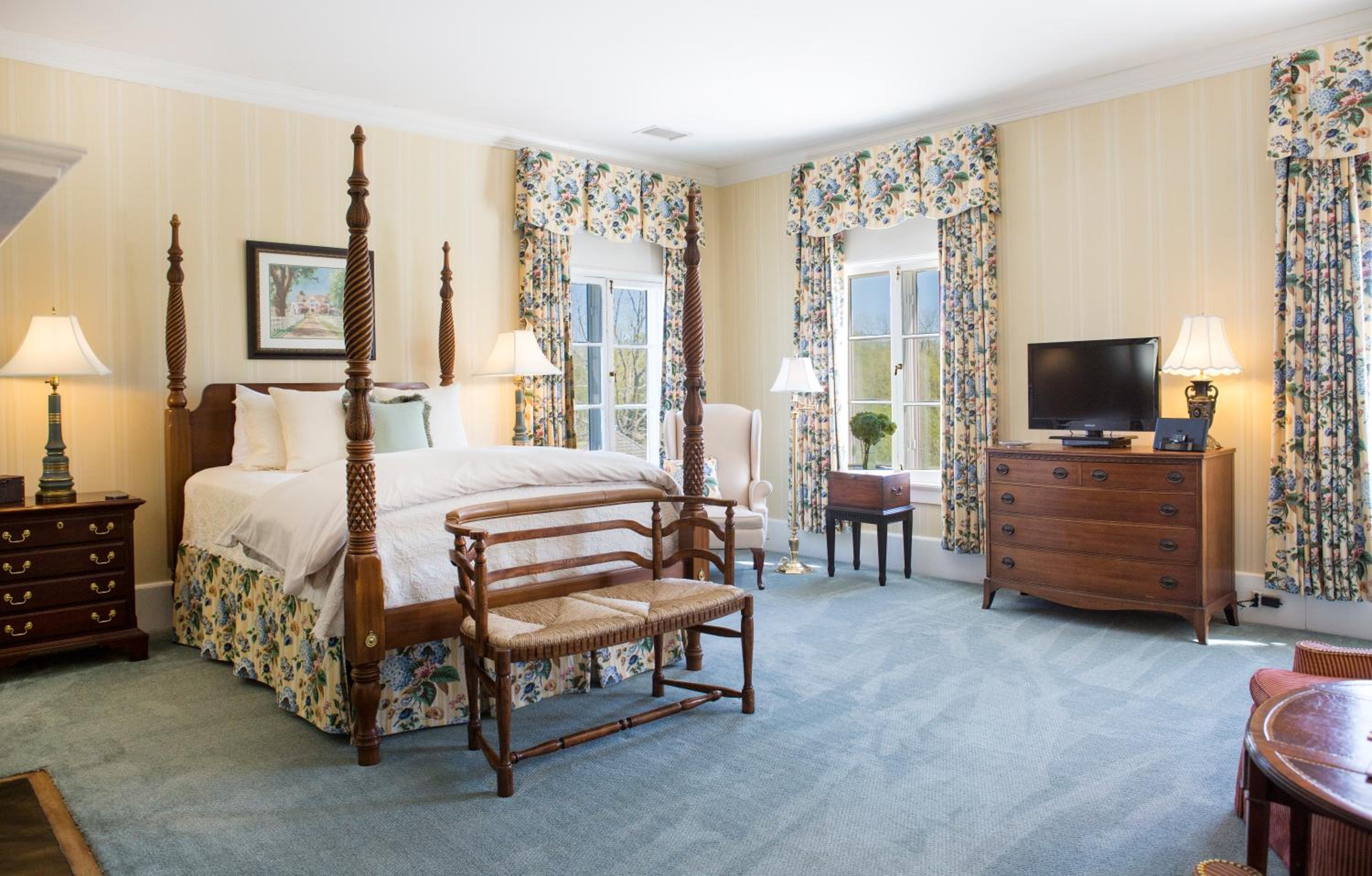Deluxe Queen Room photo 2