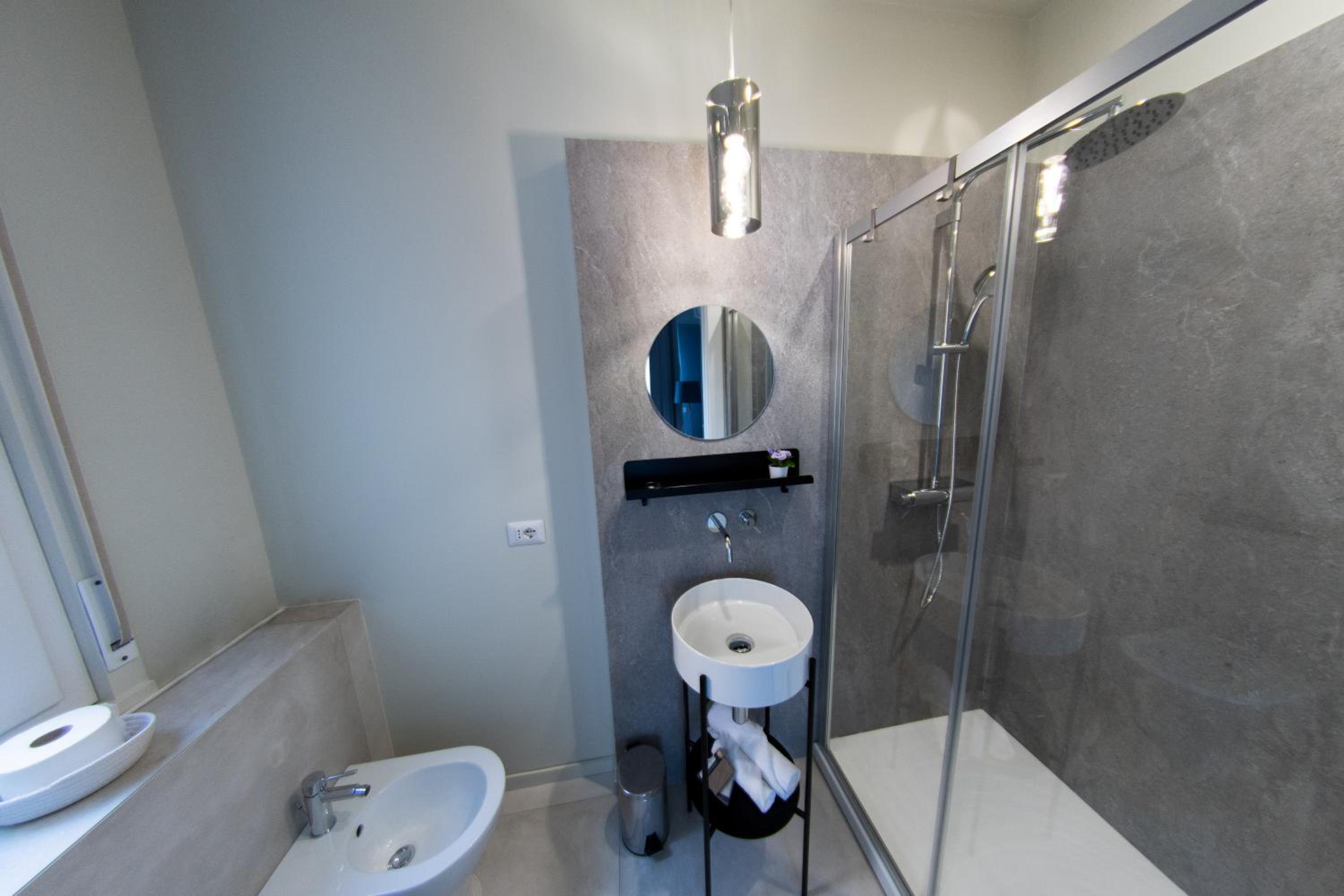 Double Room with Private Bathroom photo 3