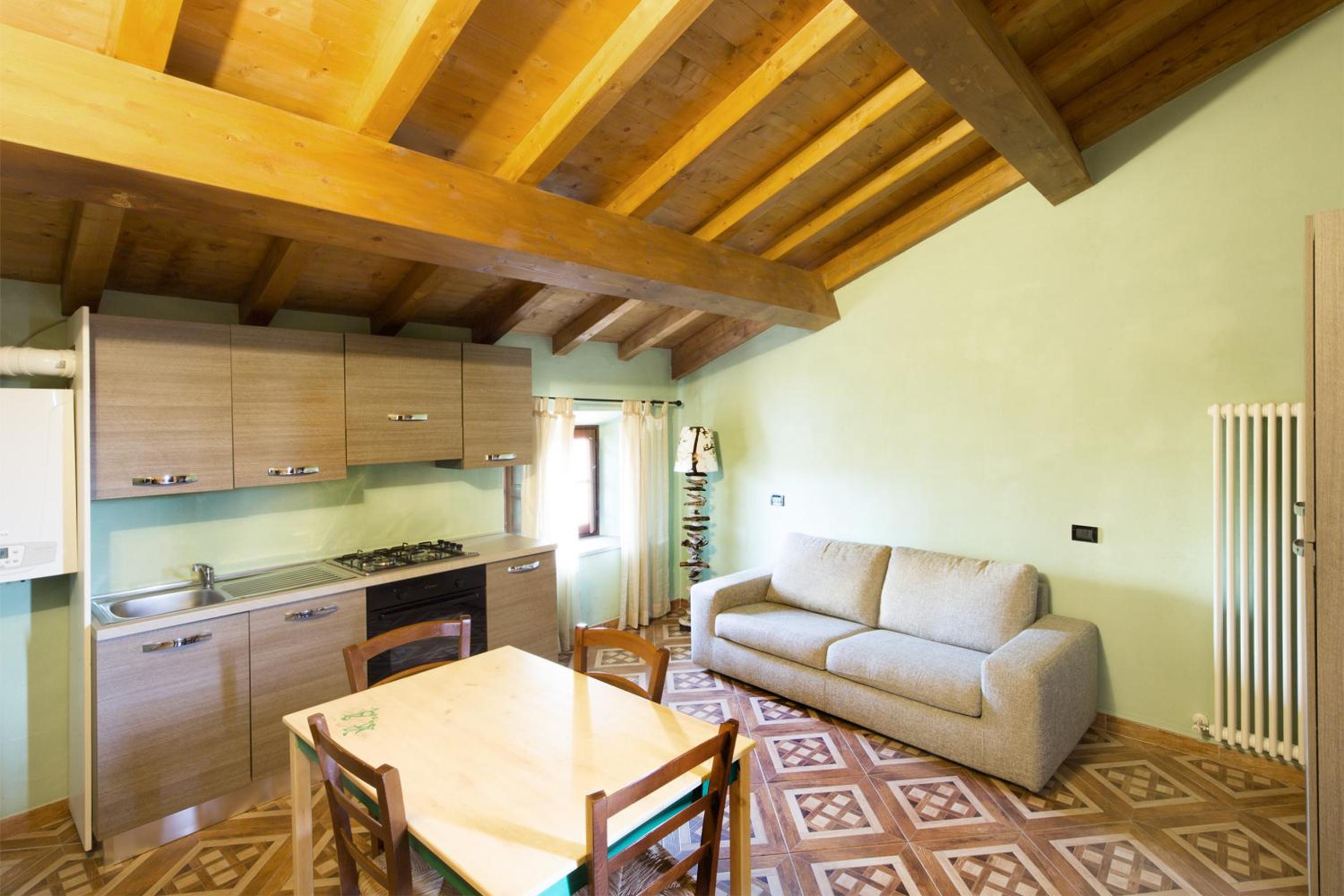One-Bedroom Apartment - Photo 14