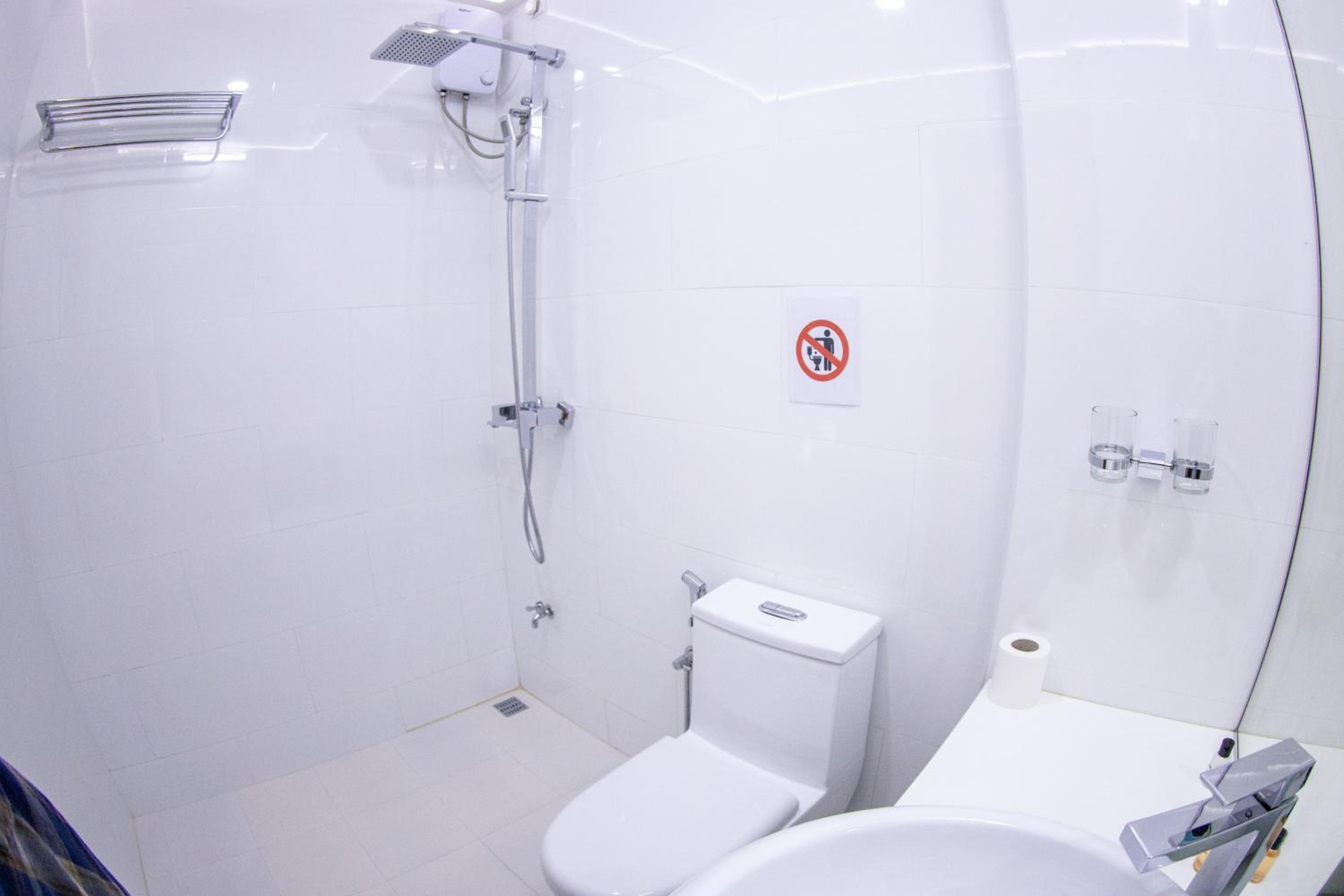 Deluxe Double or Twin Room - Photo 25