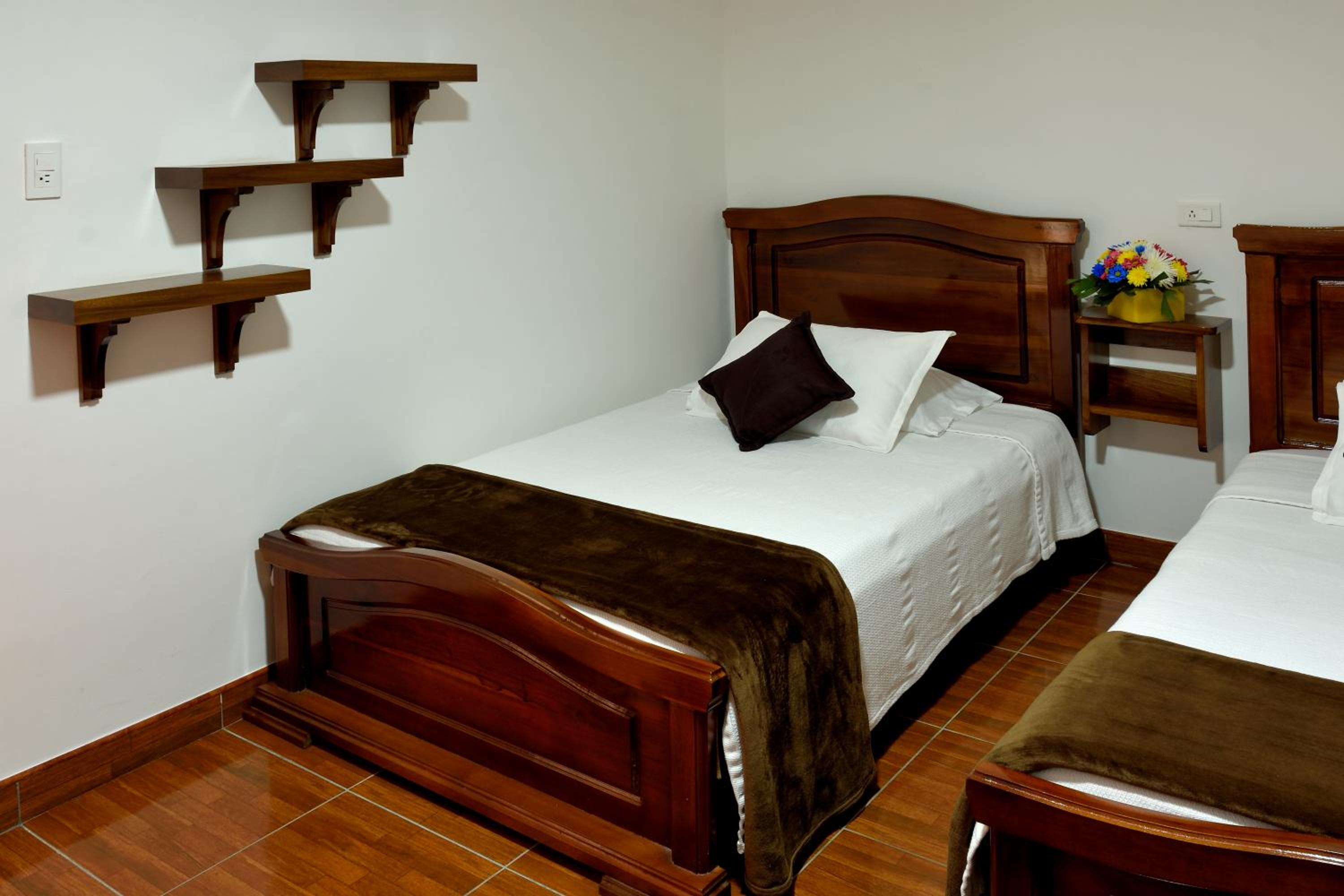 Small Twin Room photo 3