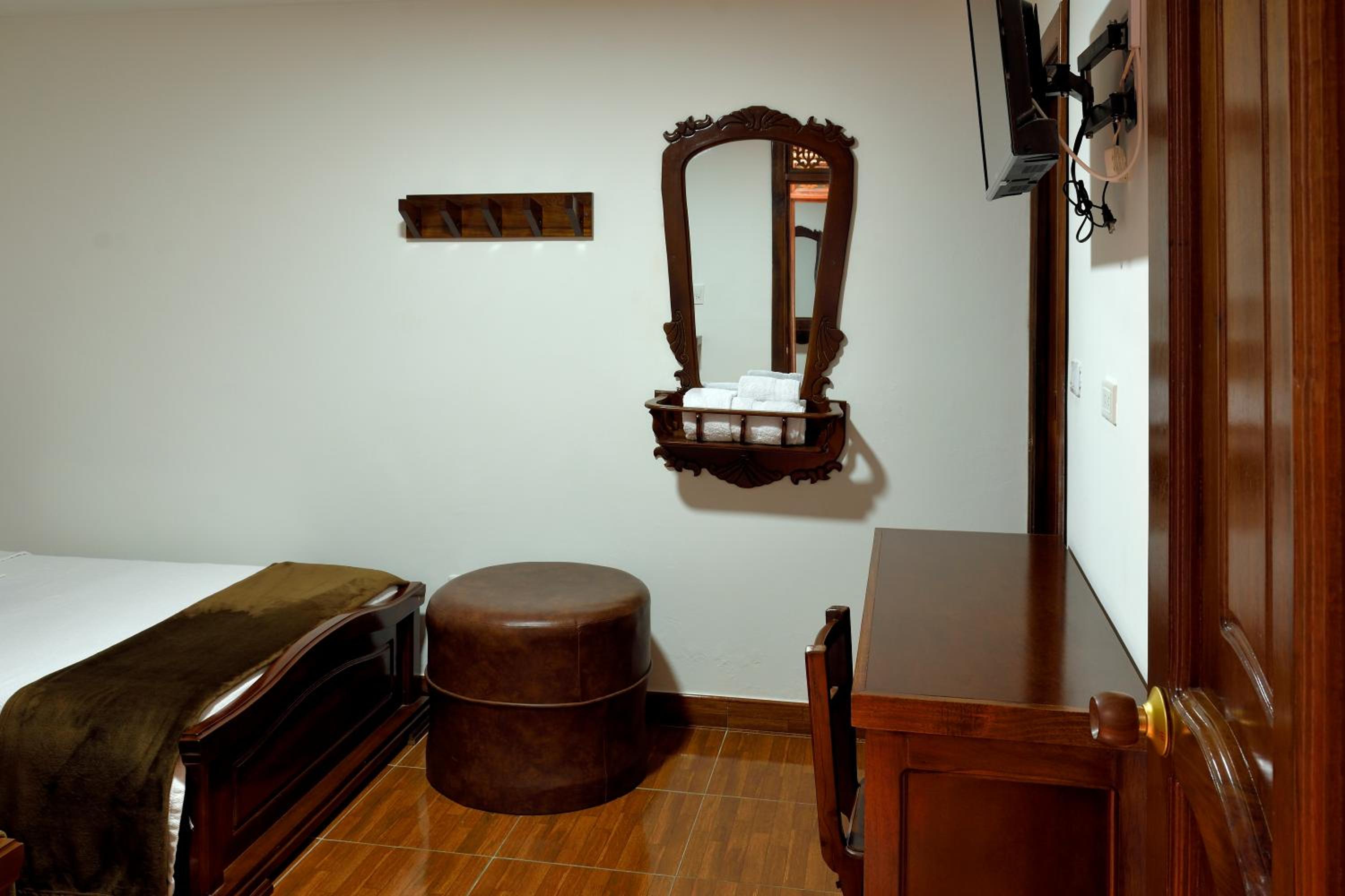 Small Twin Room photo 3