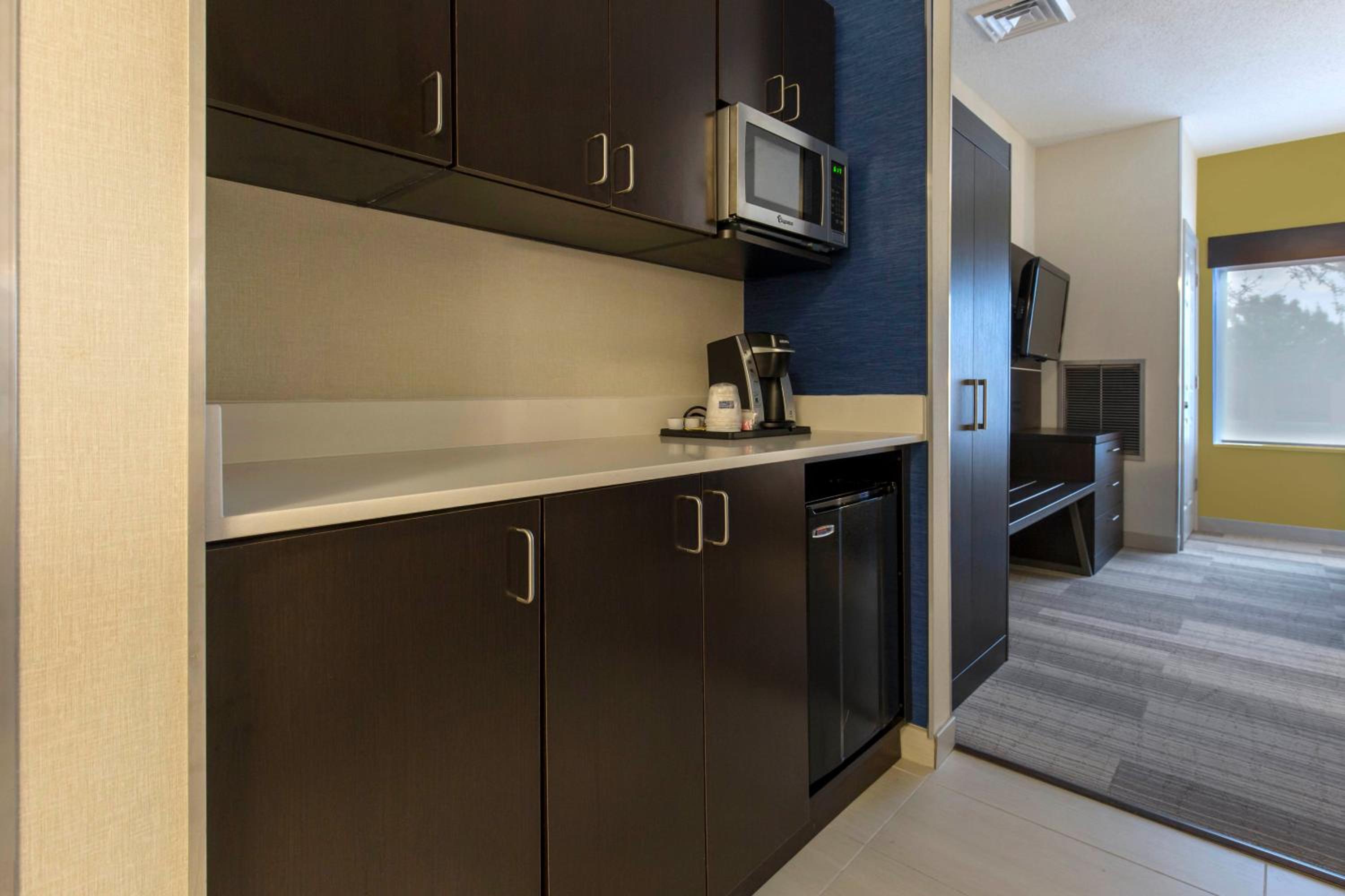 King Suite with Sofa Bed - Photo 2