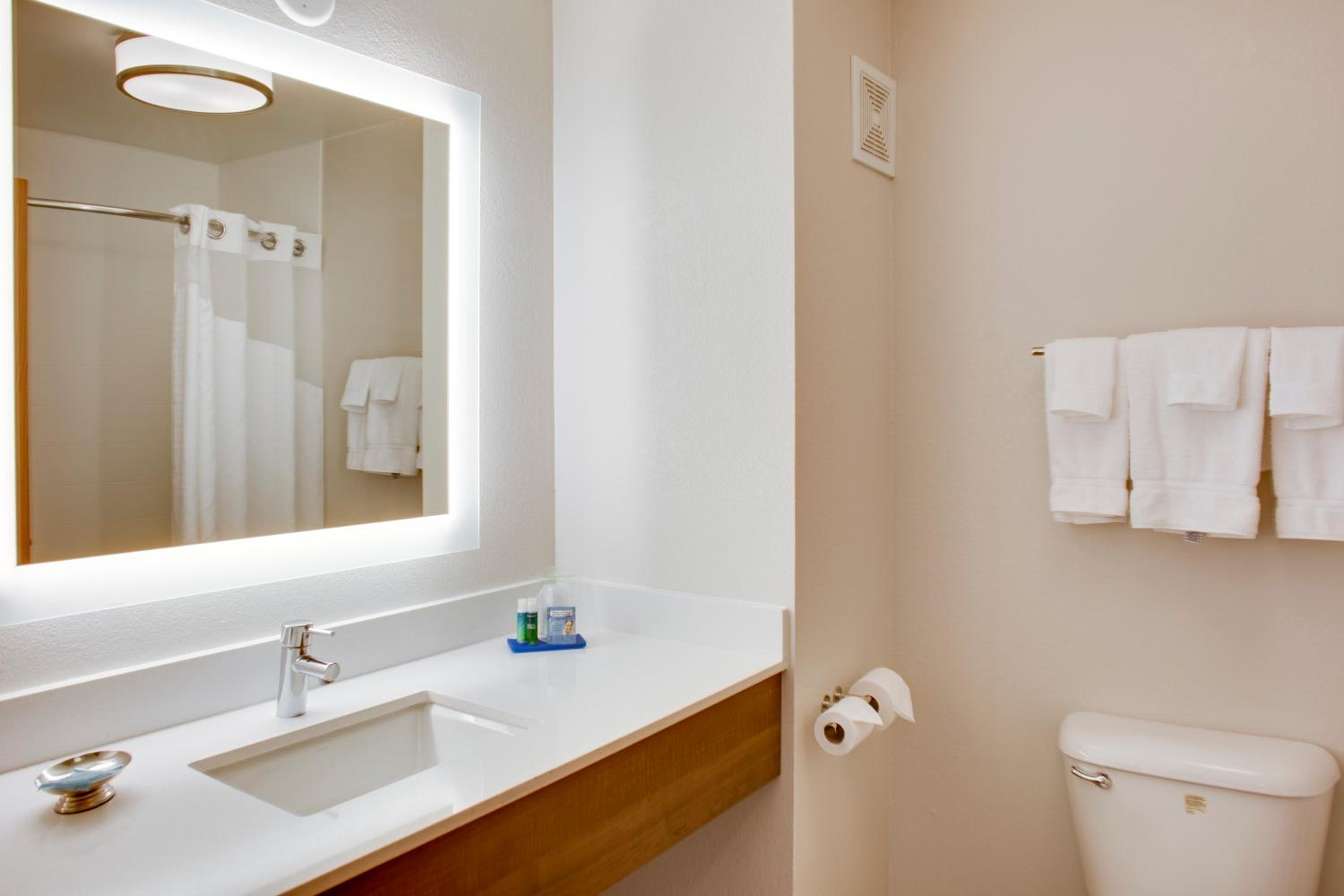 Standard Room - Photo 2