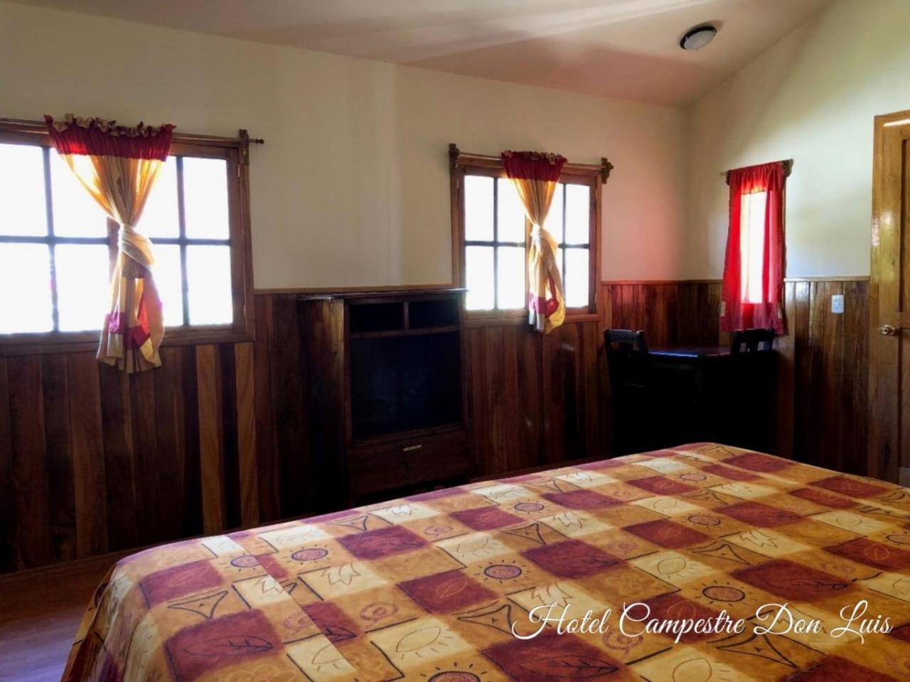 Deluxe Queen Room photo 1
