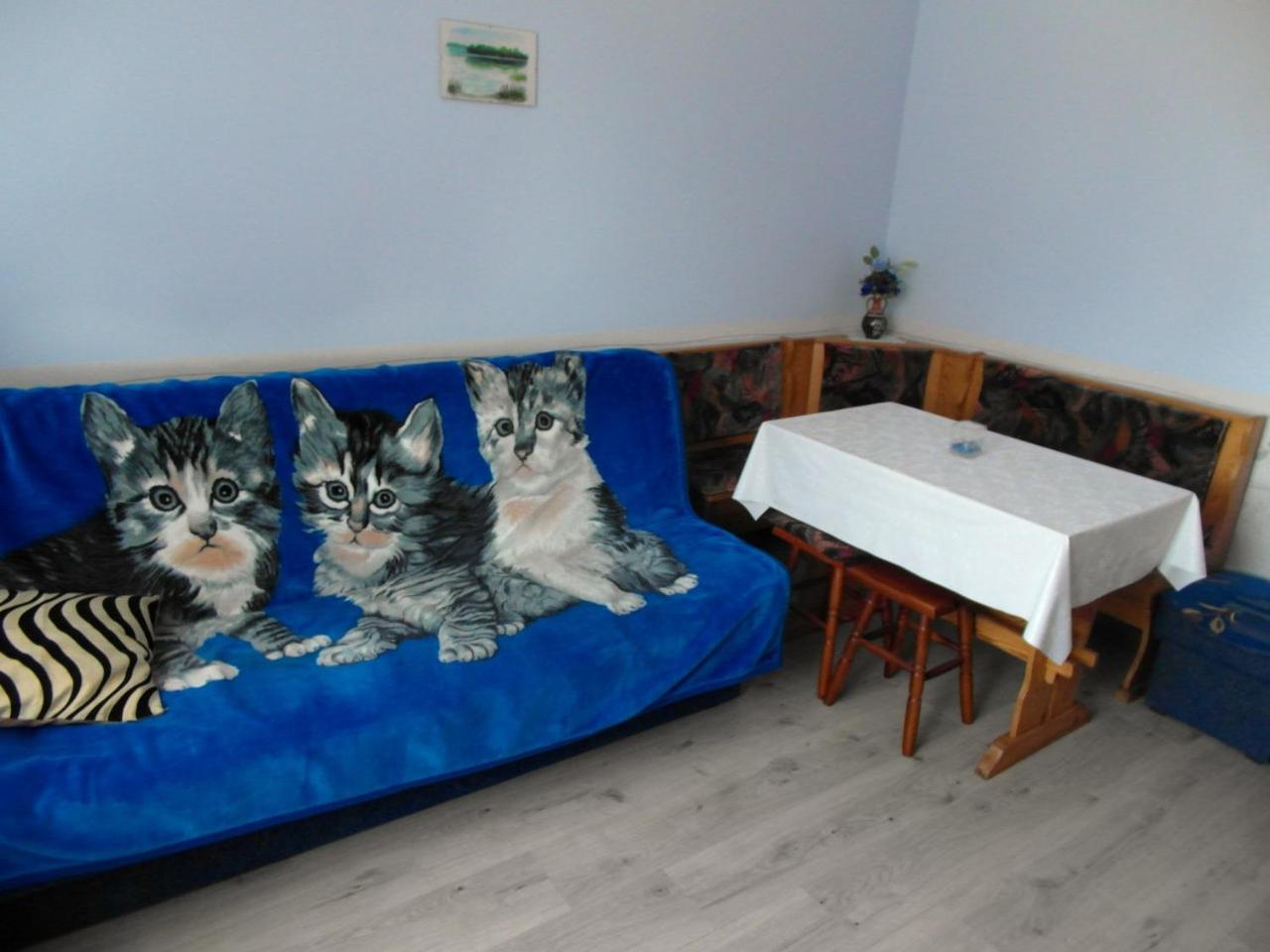 Two-Bedroom Apartment - Photo 2
