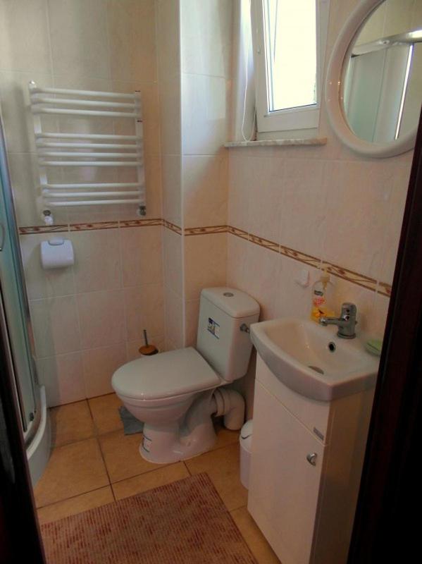 Double Room with Private Bathroom - Photo 1