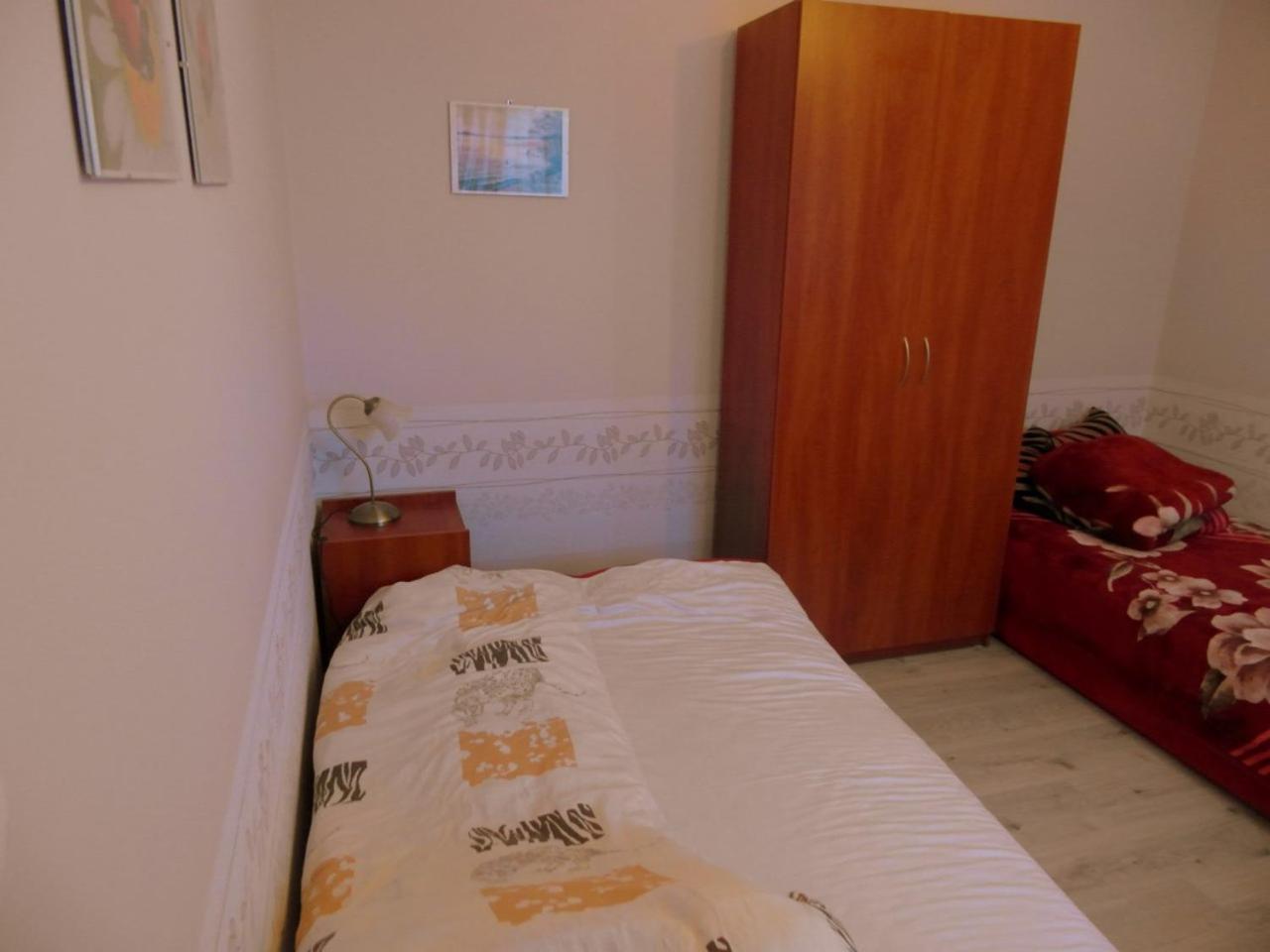 Double Room with Private Bathroom - Photo 5