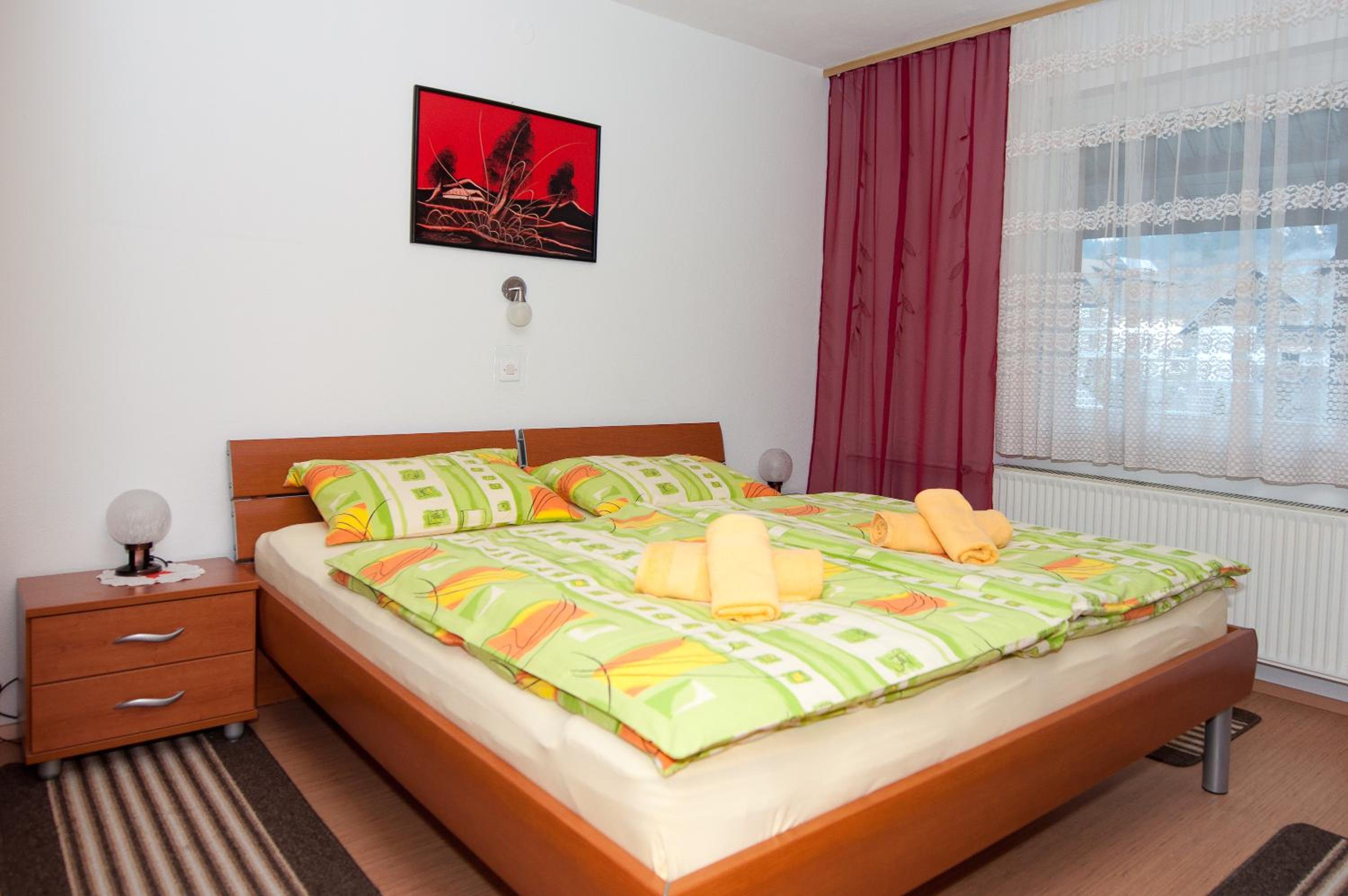 Triple Room with Balcony and Shared Bathroom