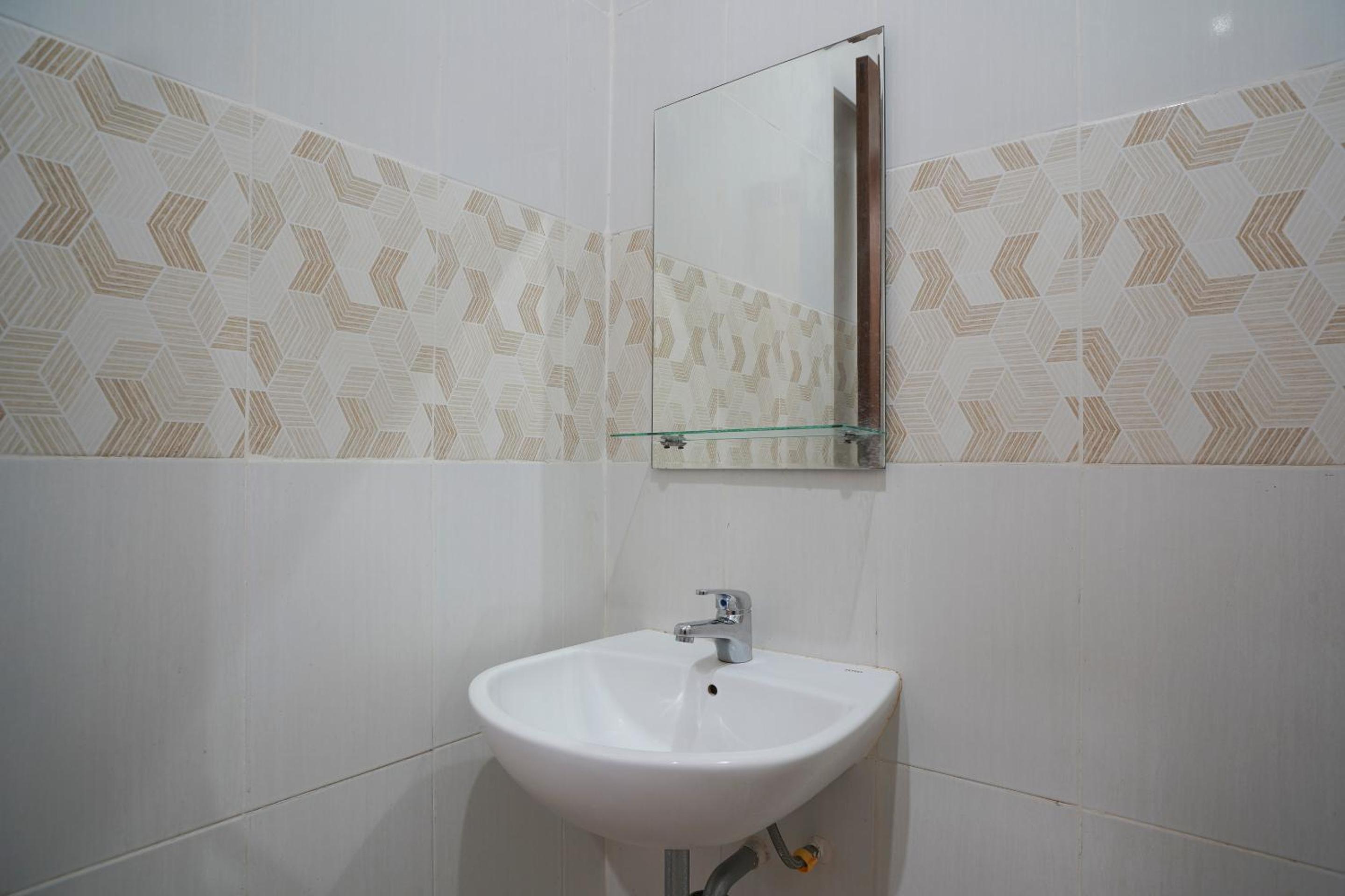 Deluxe Double Room - Photo 5