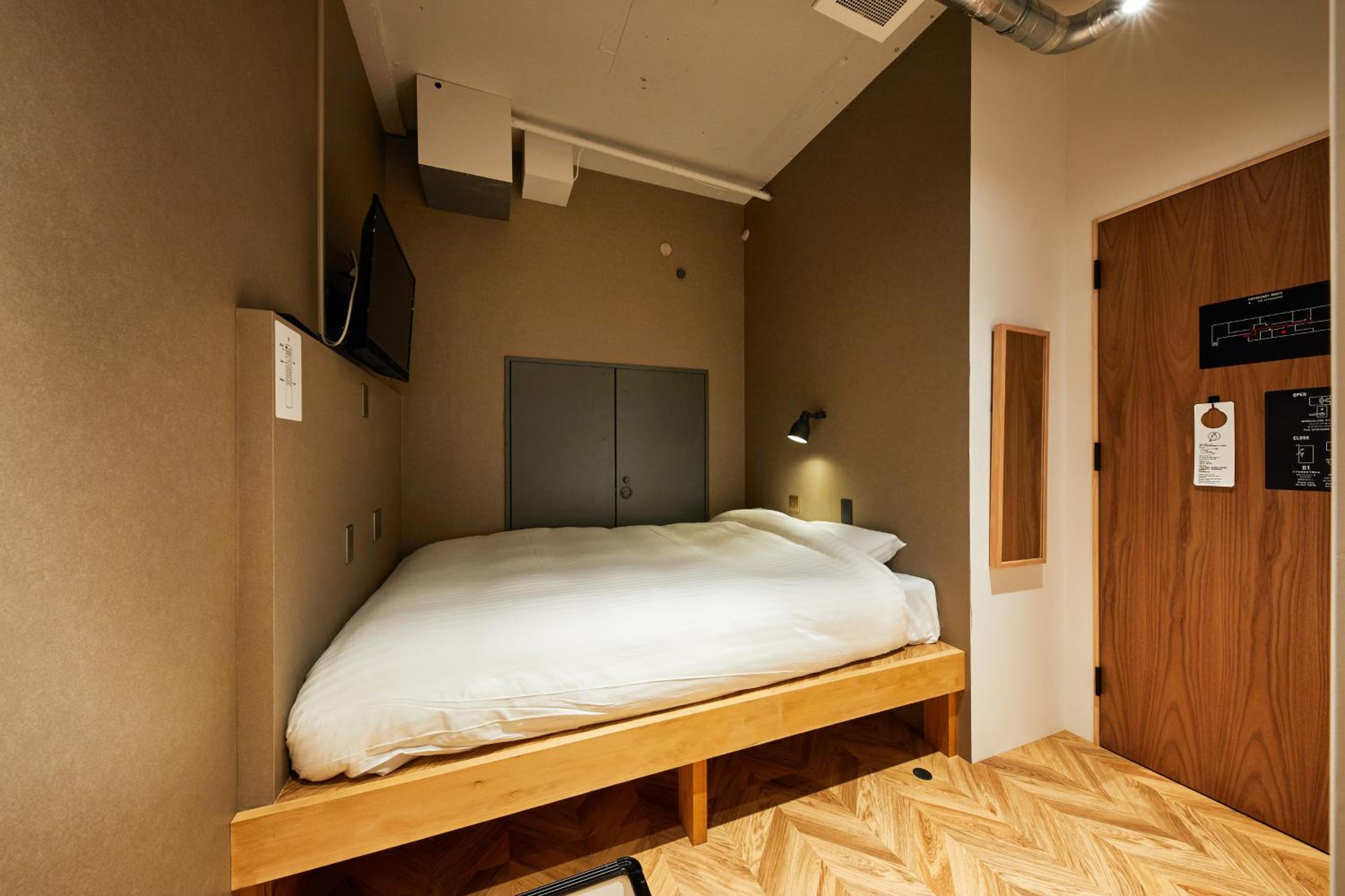 Double Room - No Cleaning for Consecutive Night Stays - Photo 14