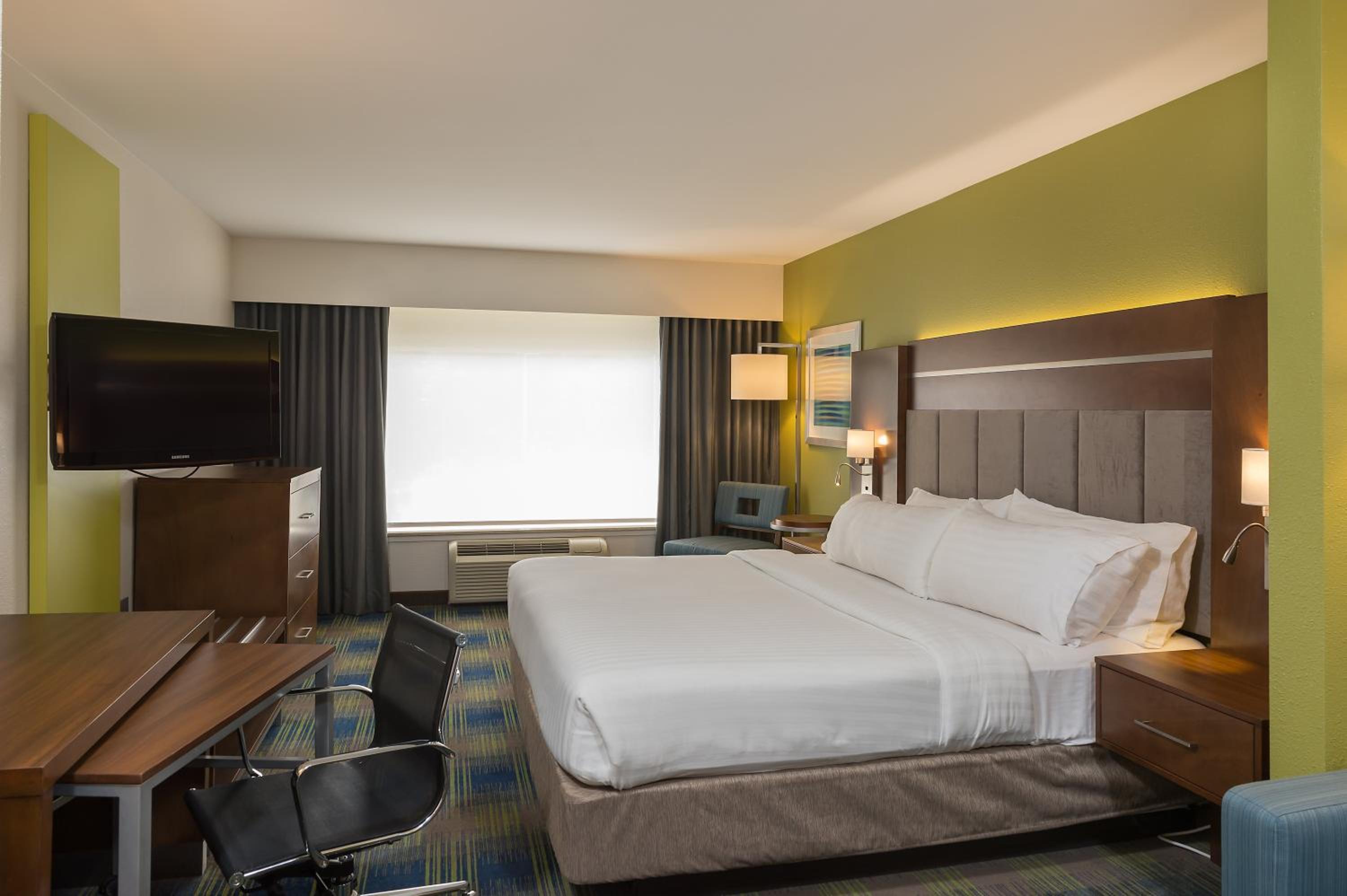 King Suite - Photo 1