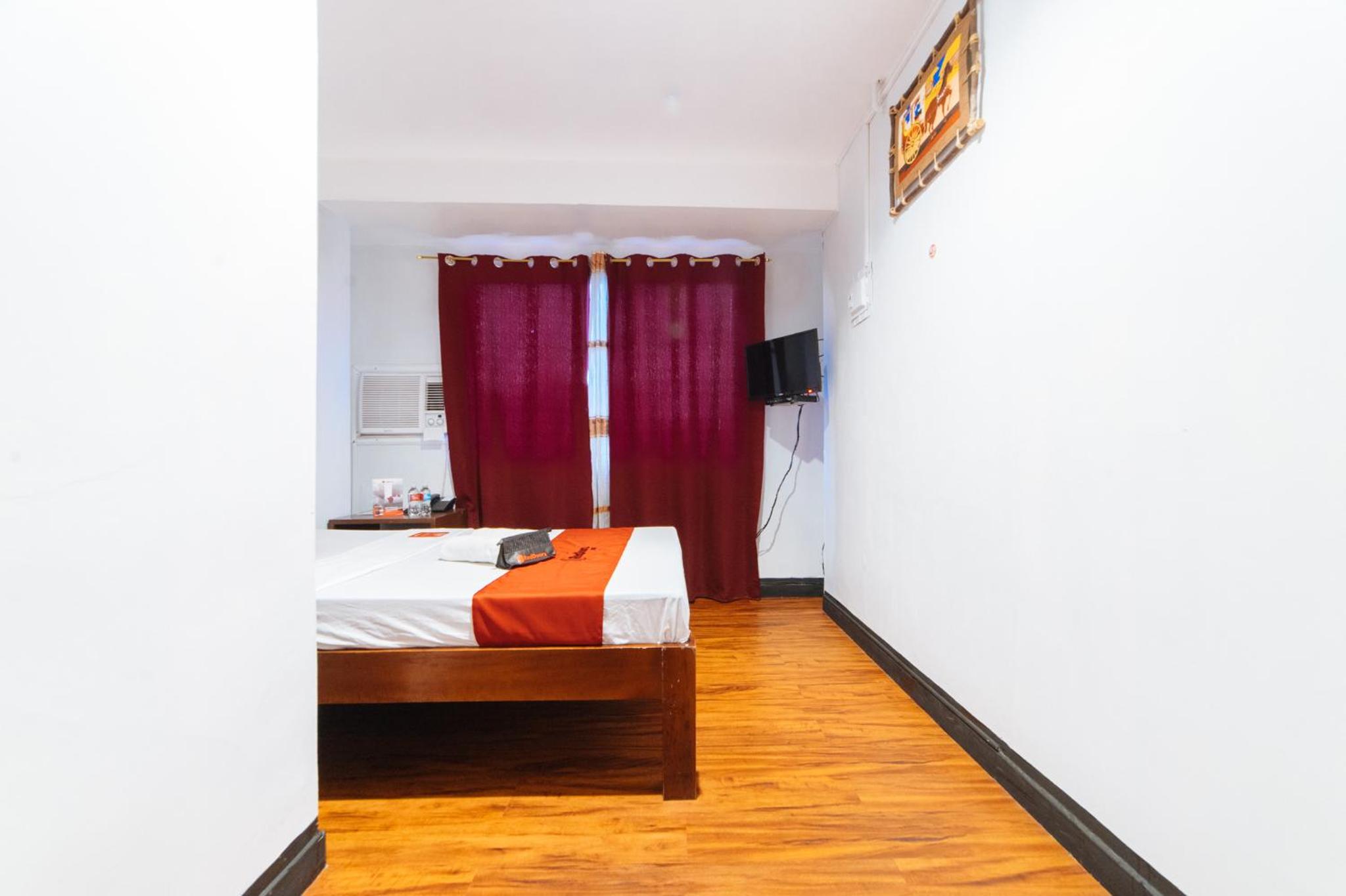 Double Room - Photo 3