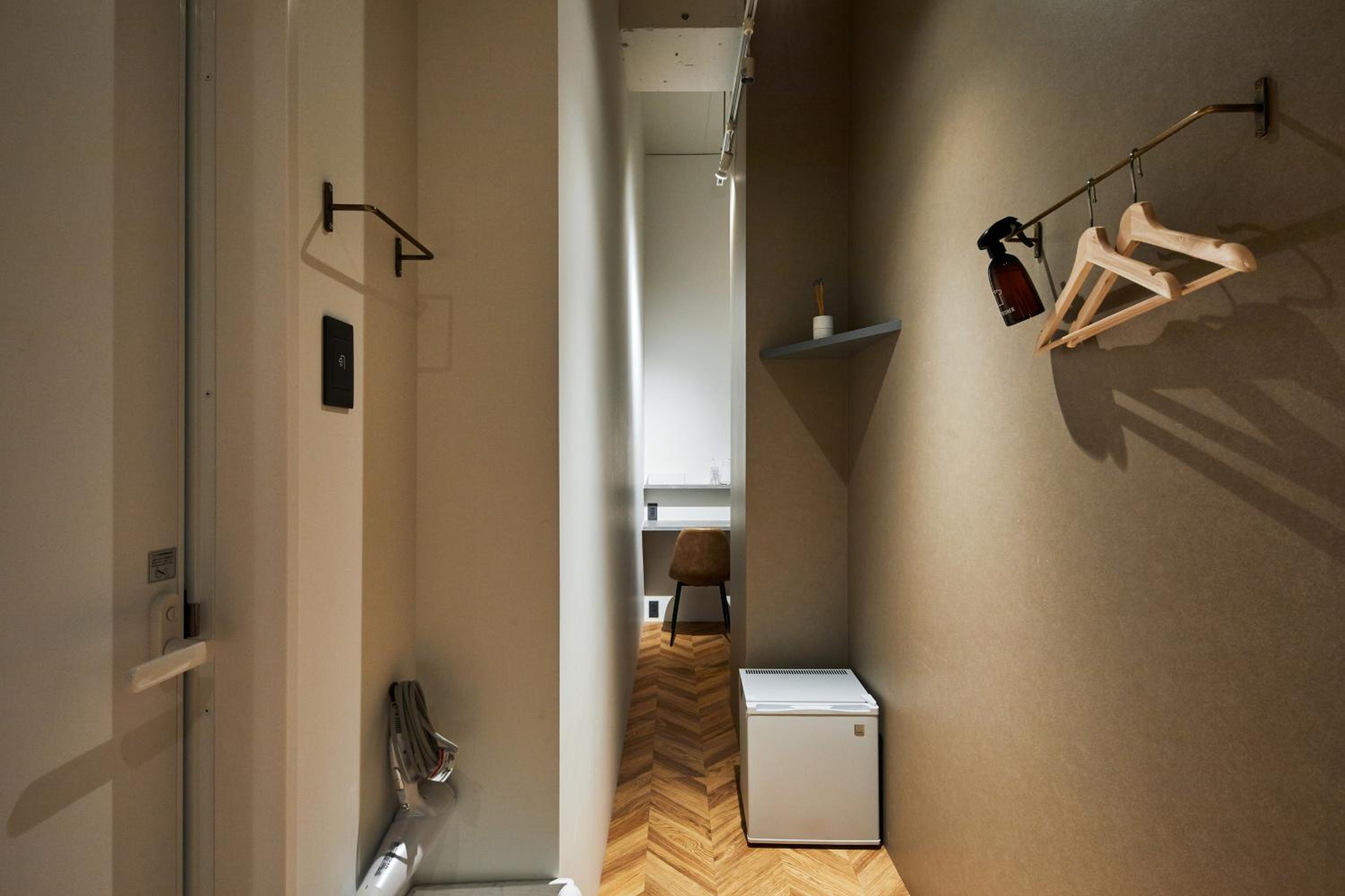 Double Room - No Cleaning for Consecutive Night Stays - Photo 12