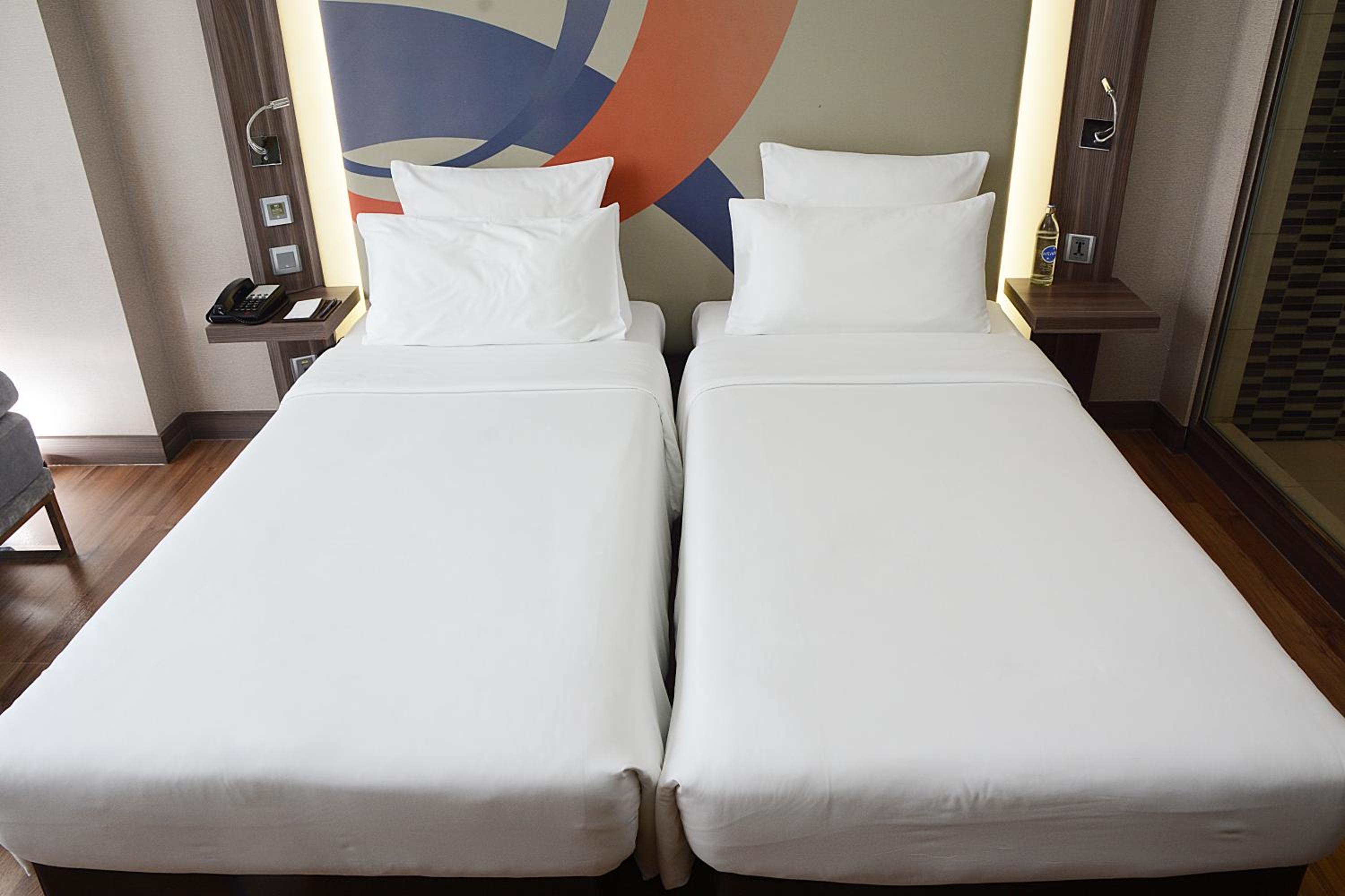 Standard Twin Room photo 3