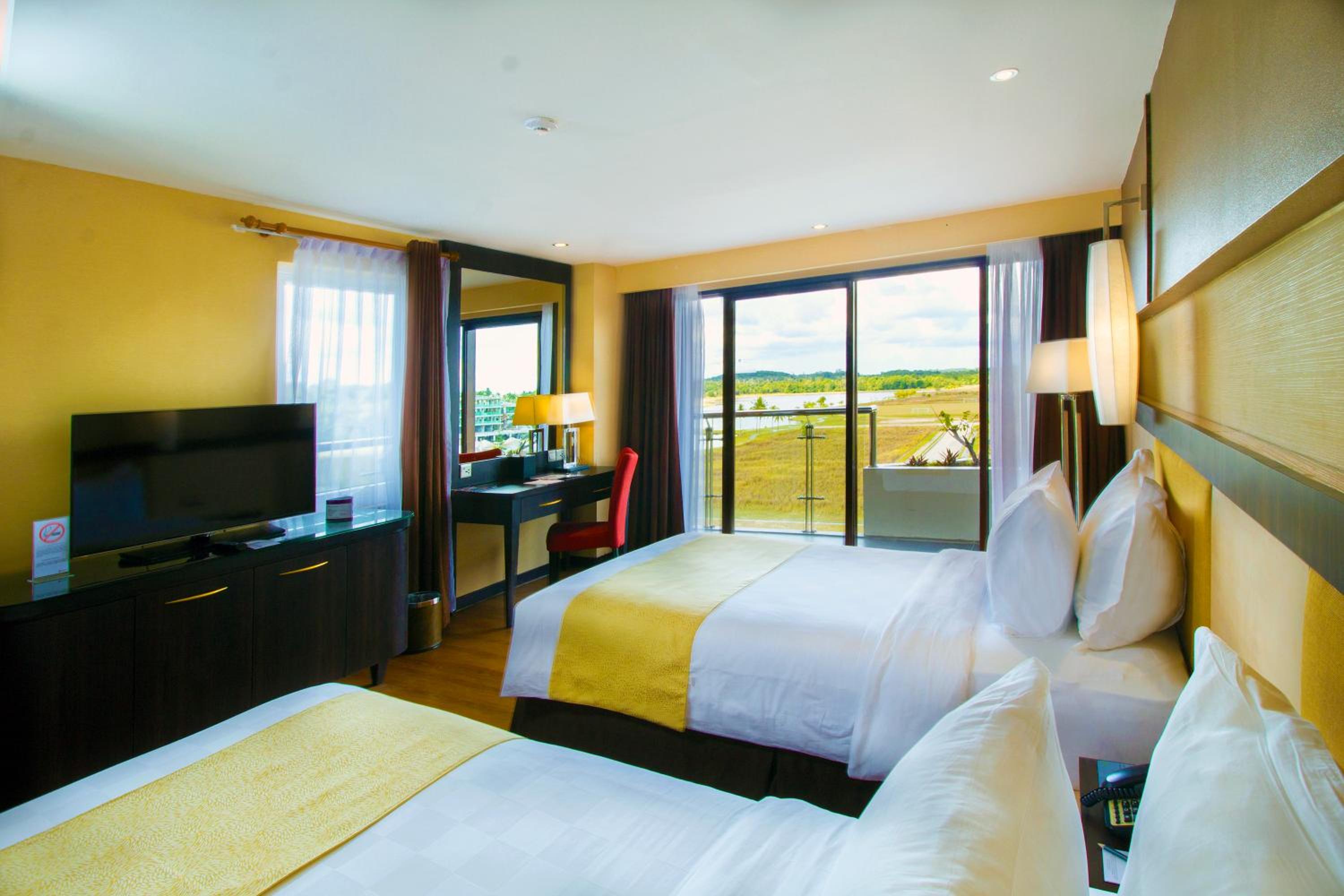 Deluxe Double or Twin Room photo 3