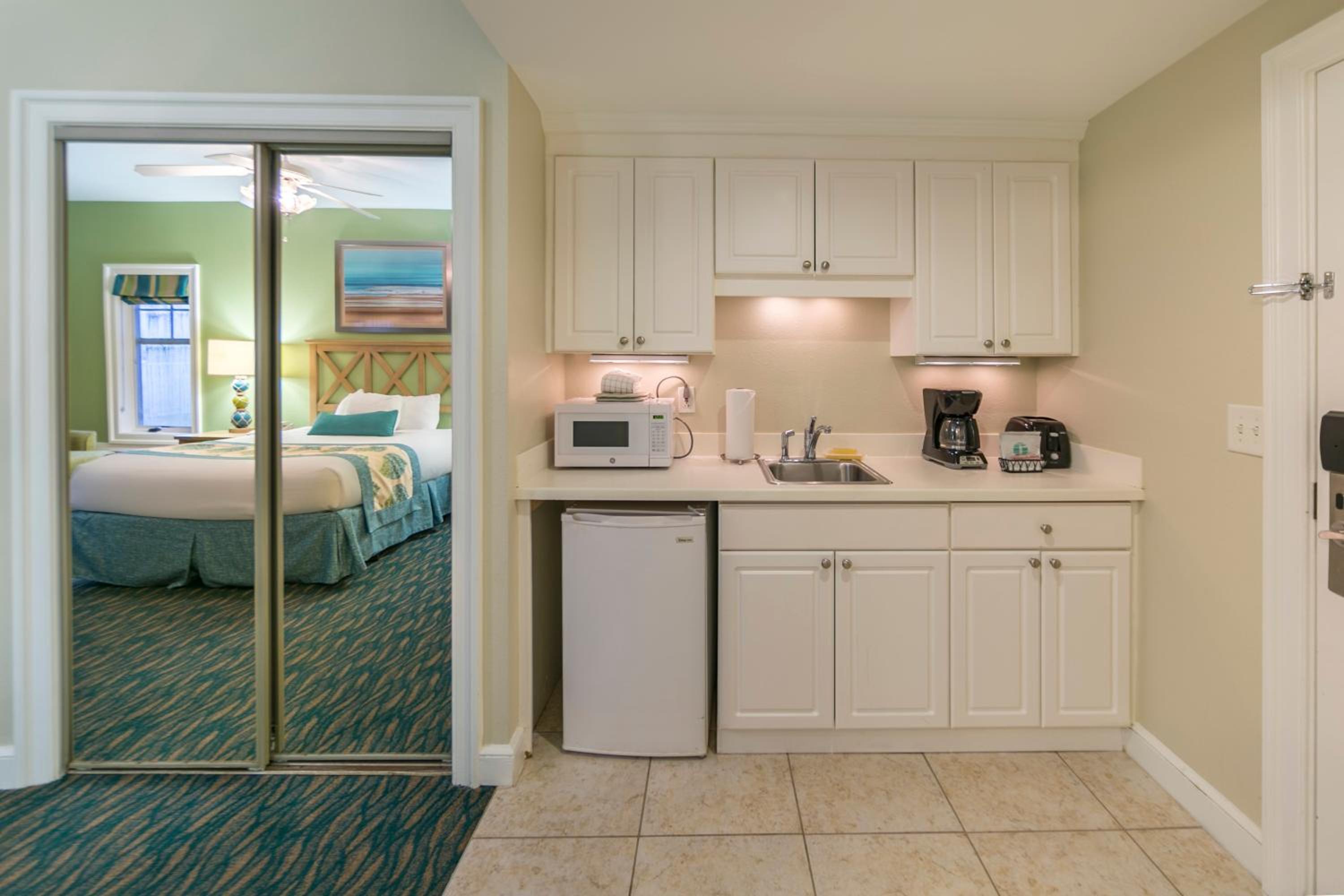 Queen Suite photo 2