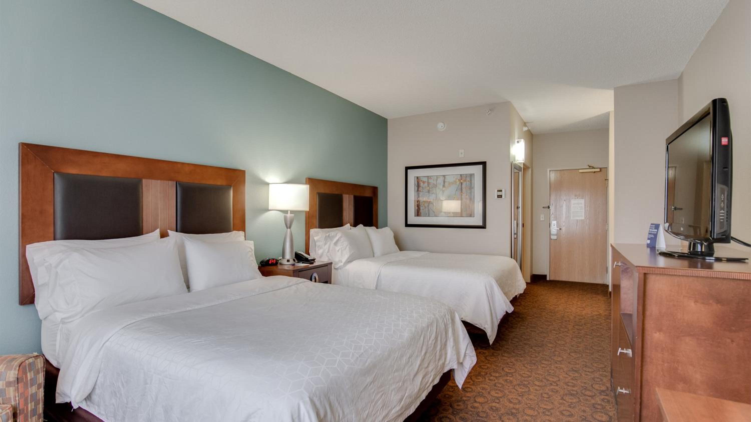 Standard Queen Room with Two Queen Beds