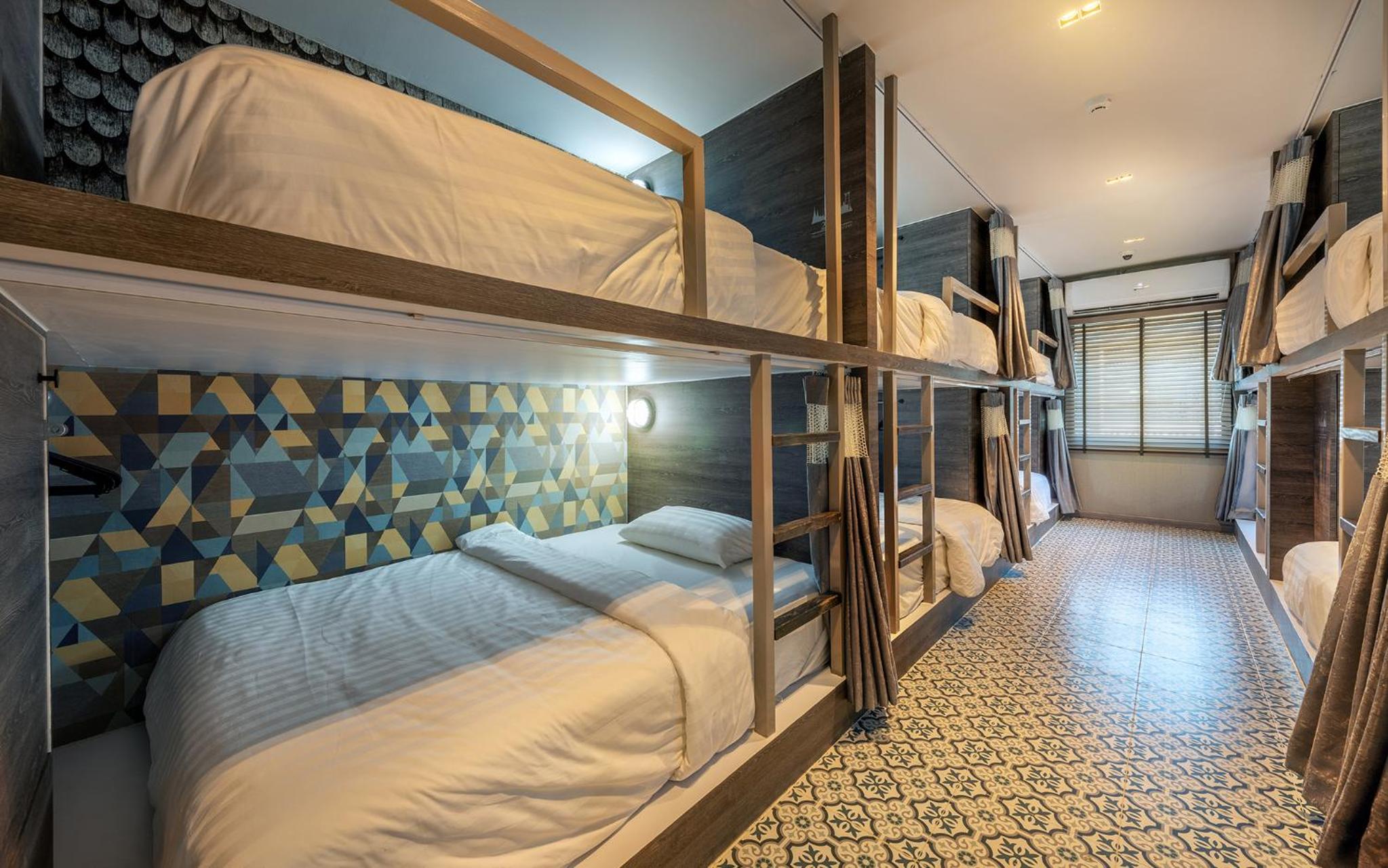 Single Bed in Mixed Dormitory Room photo 1