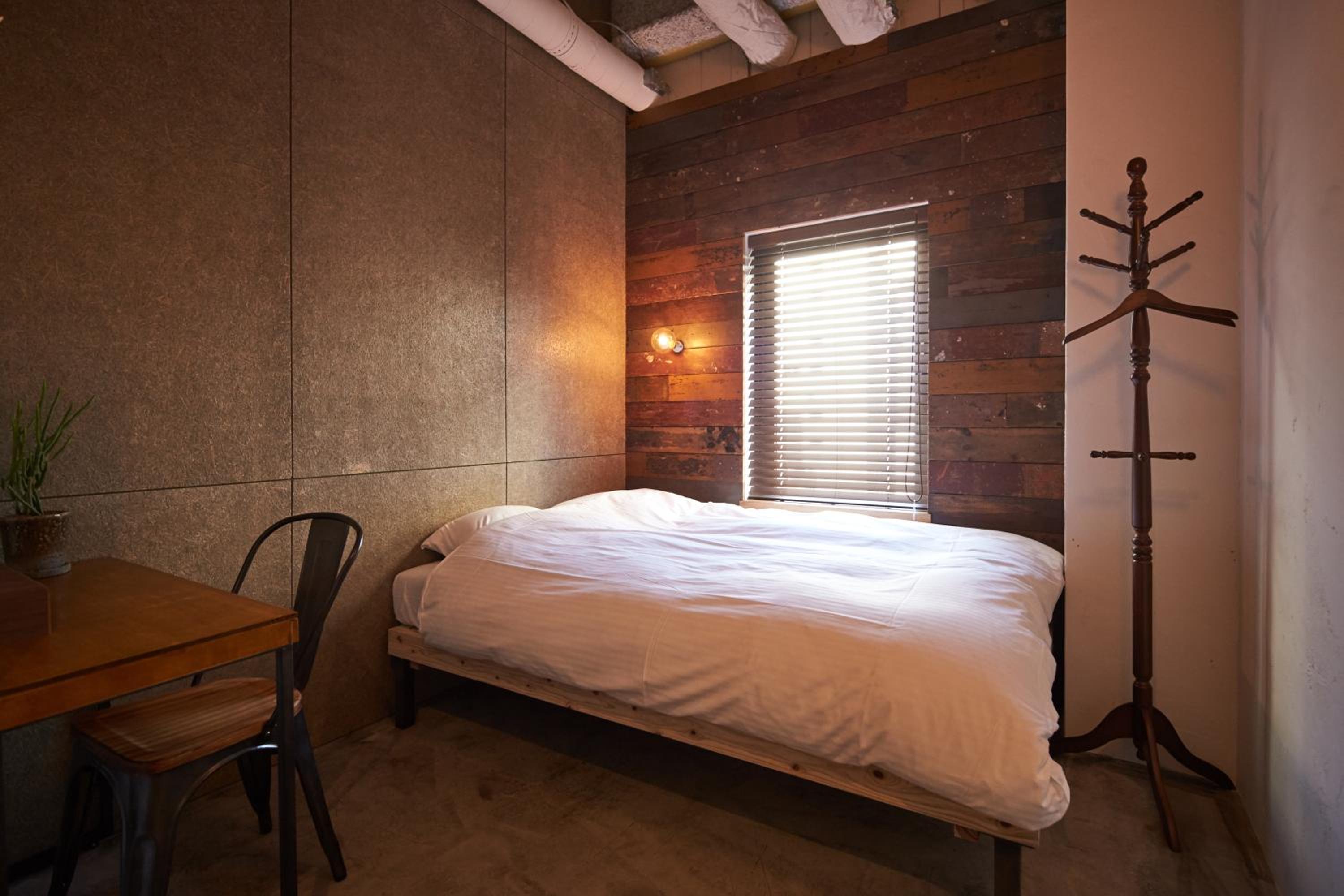 Double Room - No Cleaning for Consecutive Night Stays - Photo 1