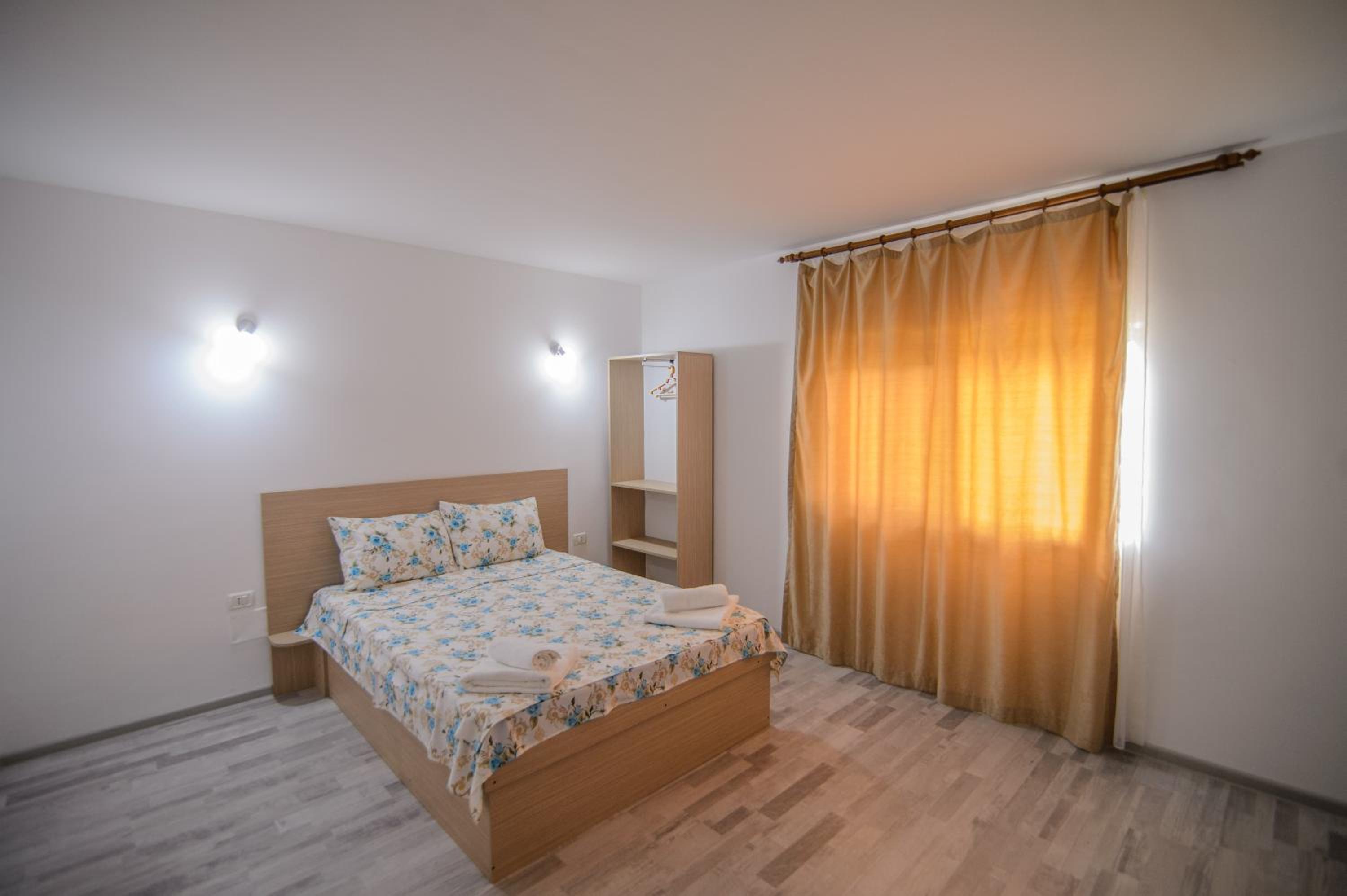 Triple Room with Balcony - Photo 3