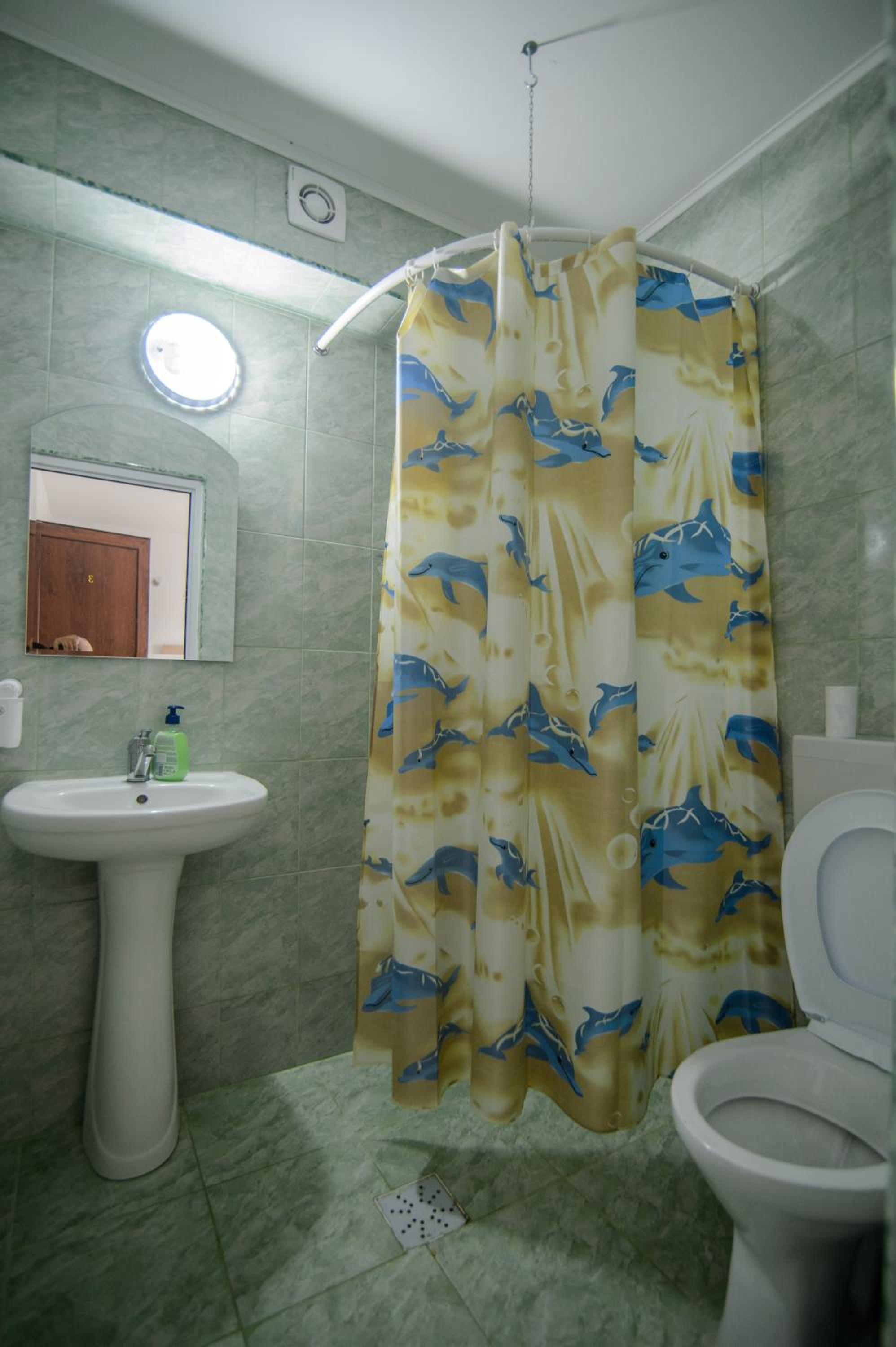 Double Room - Photo 4