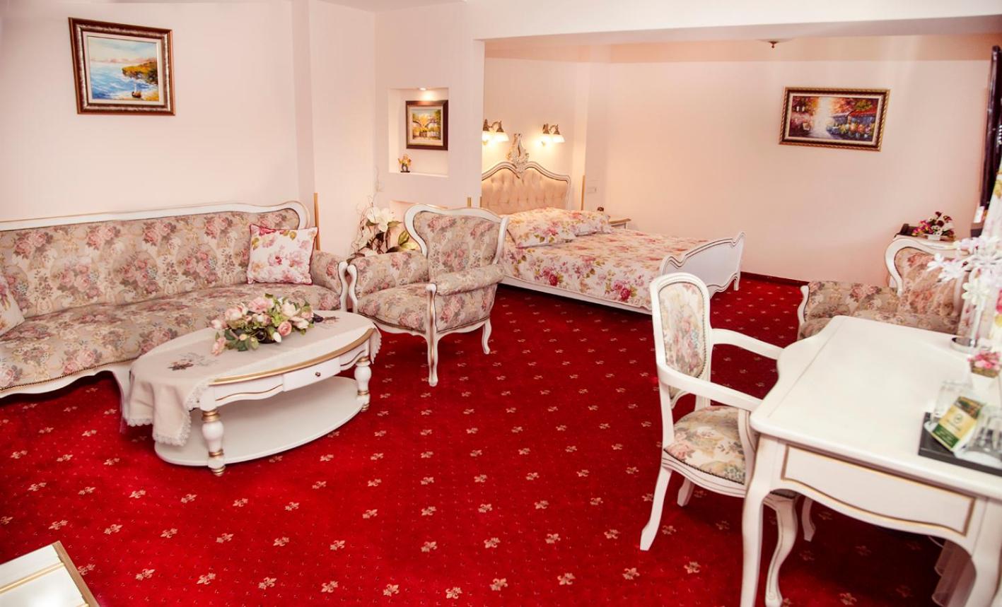 Superior King Room photo 1