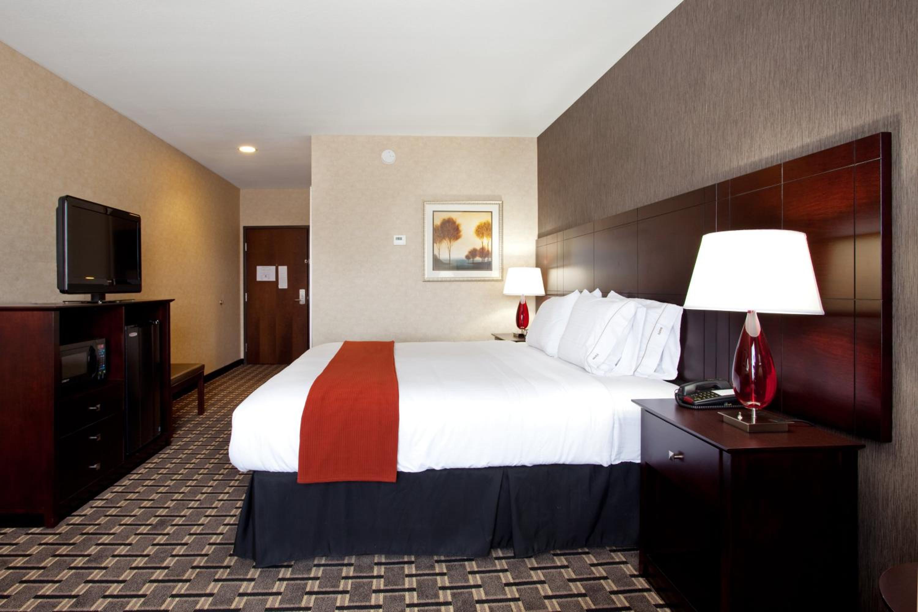 Standard King Room - Photo 2