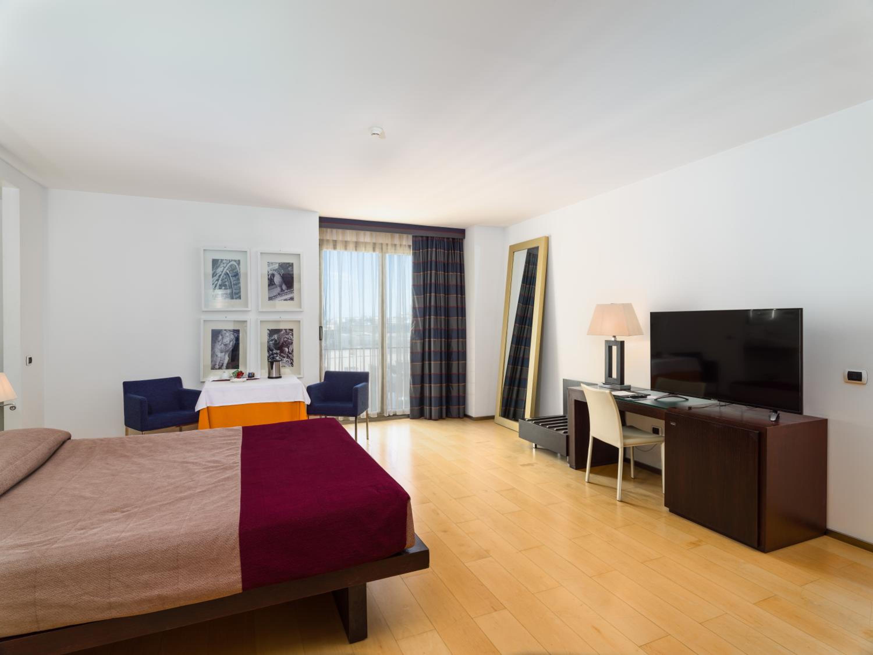 Superior Double or Twin Room - Photo 4