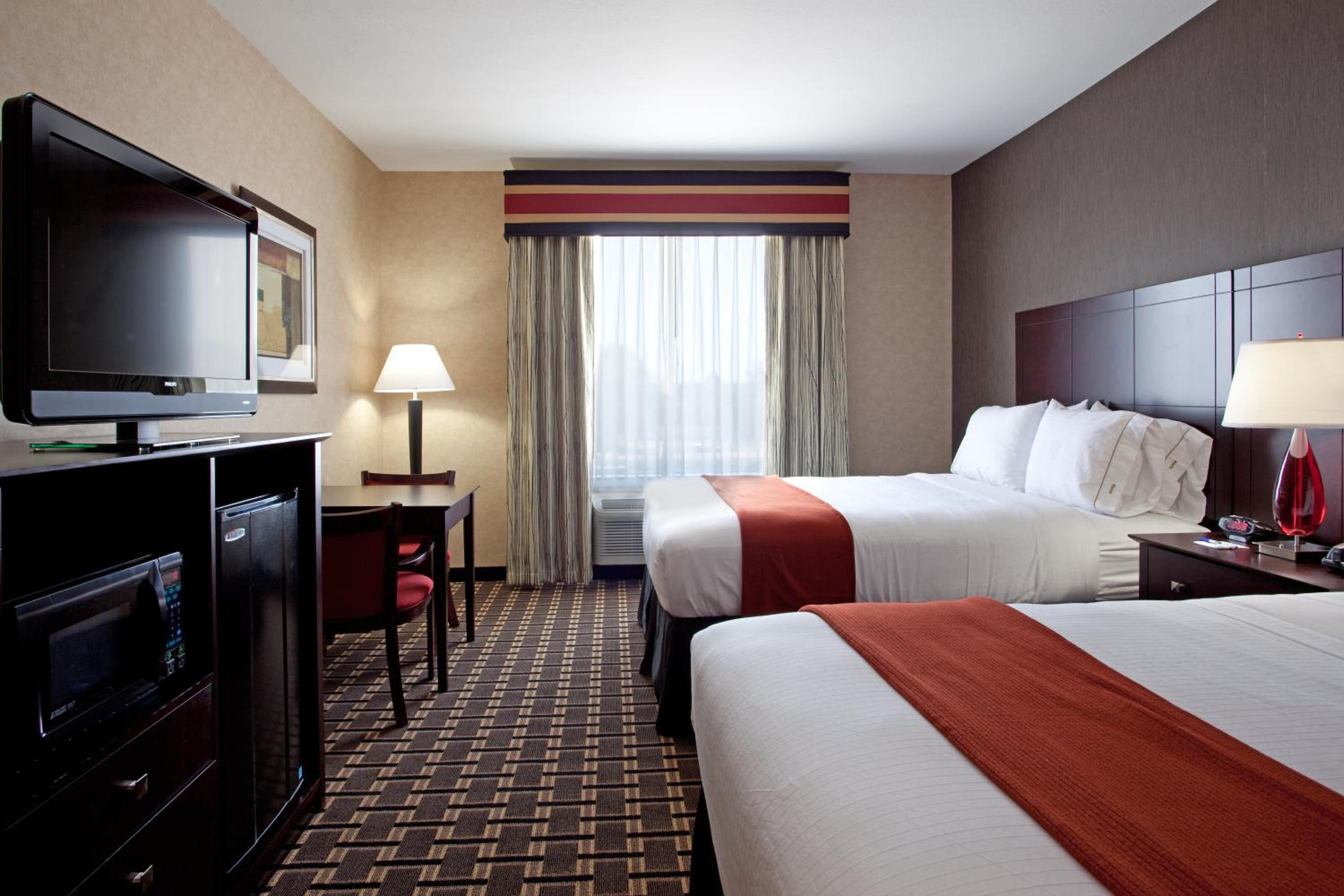 Standard Queen Room with Two Queen Beds - Photo 1