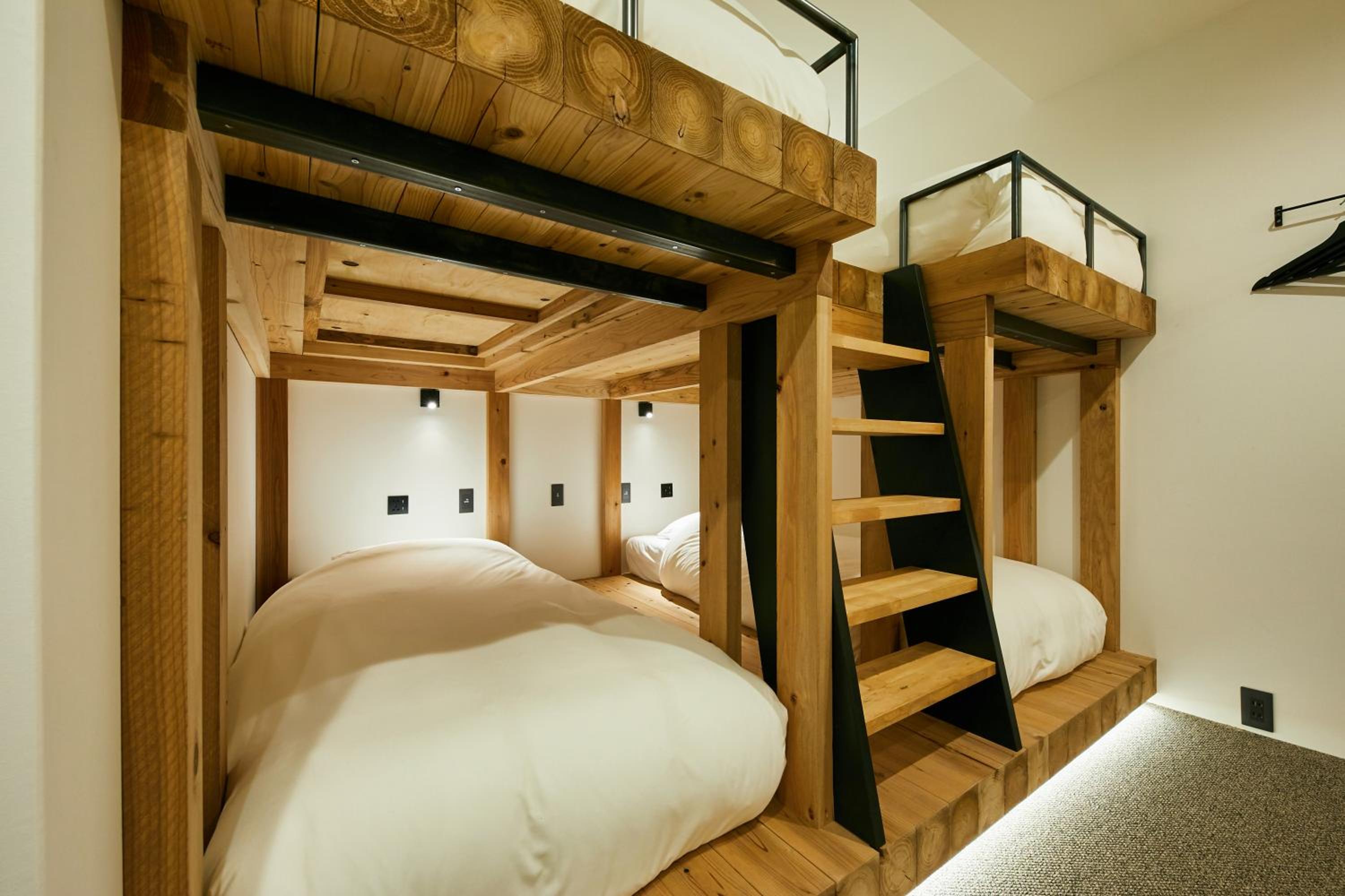 Comfort Quadruple Room - No Cleaning for Consecutive Night Stays - Photo 12