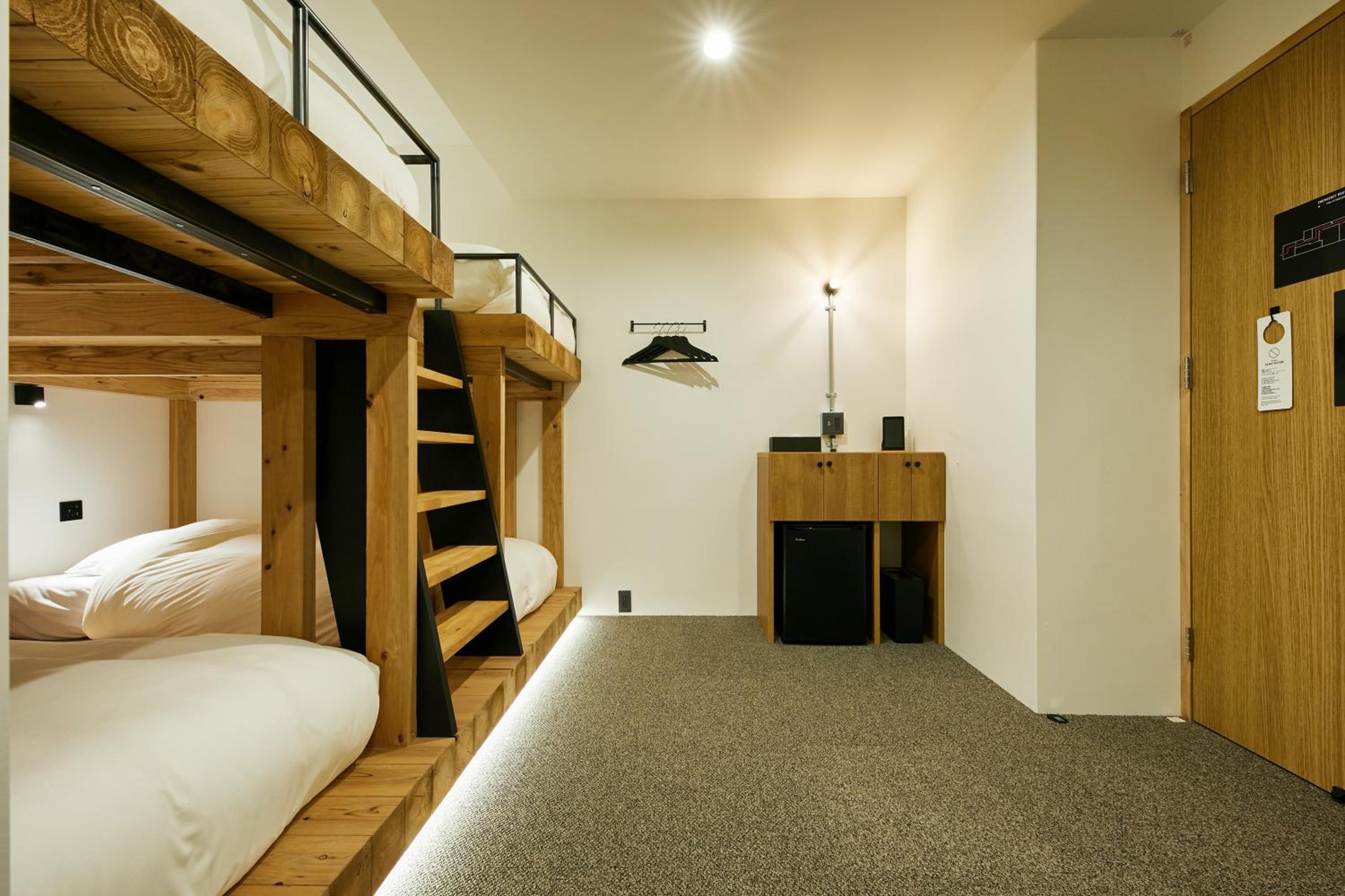 Comfort Quadruple Room - No Cleaning for Consecutive Night Stays - Photo 14