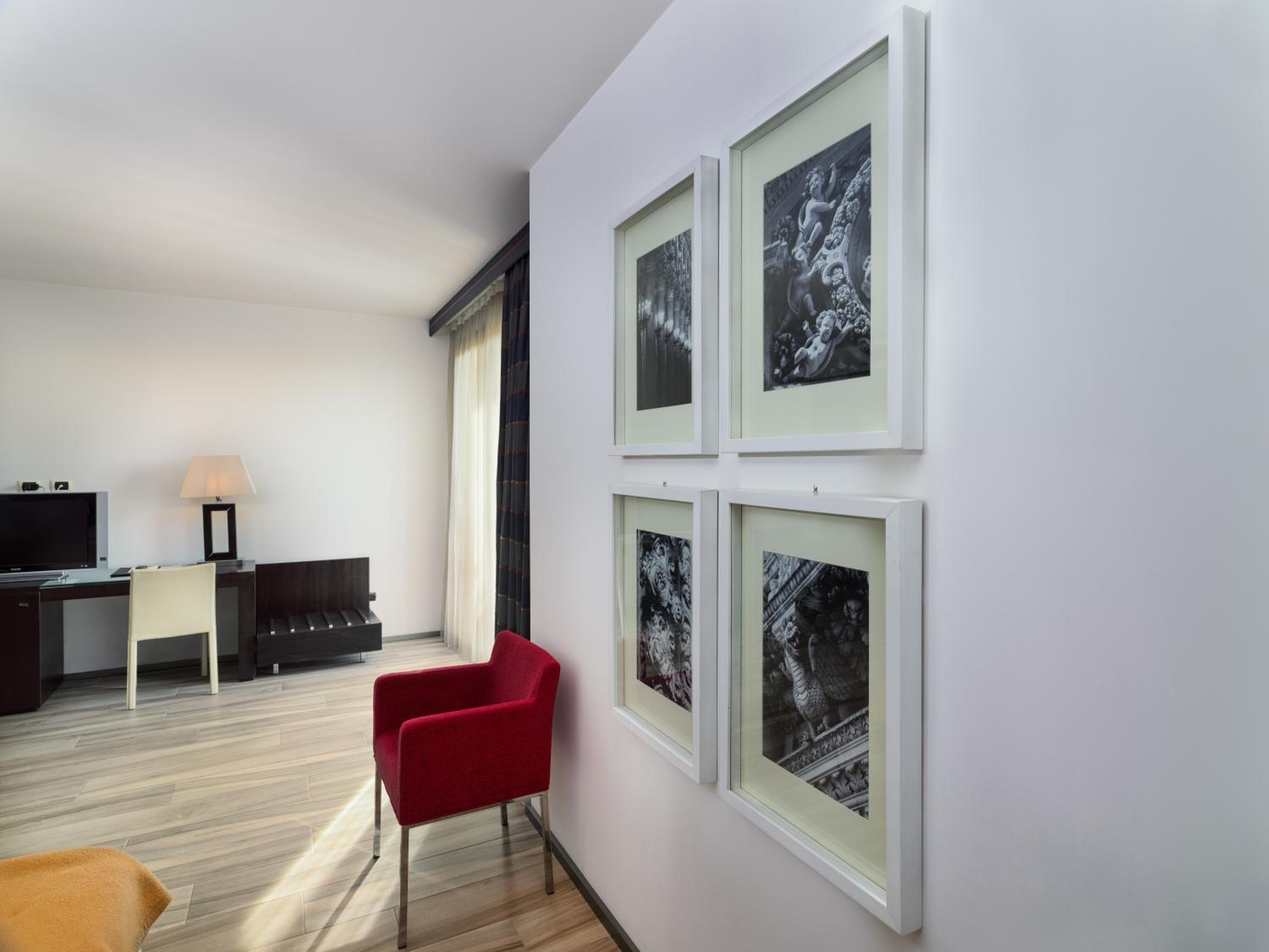 Superior Double or Twin Room - Photo 2