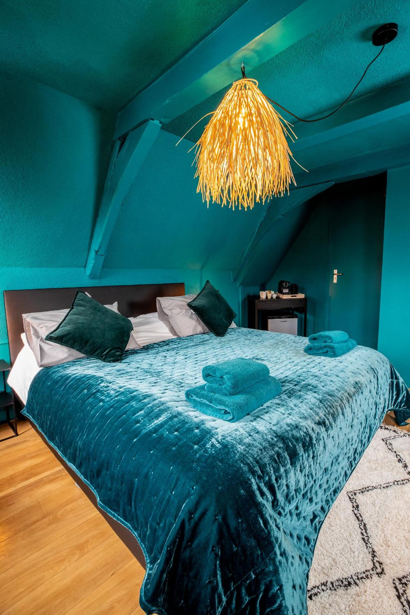 Deluxe Double Room (Blue room - second floor) - Photo 5