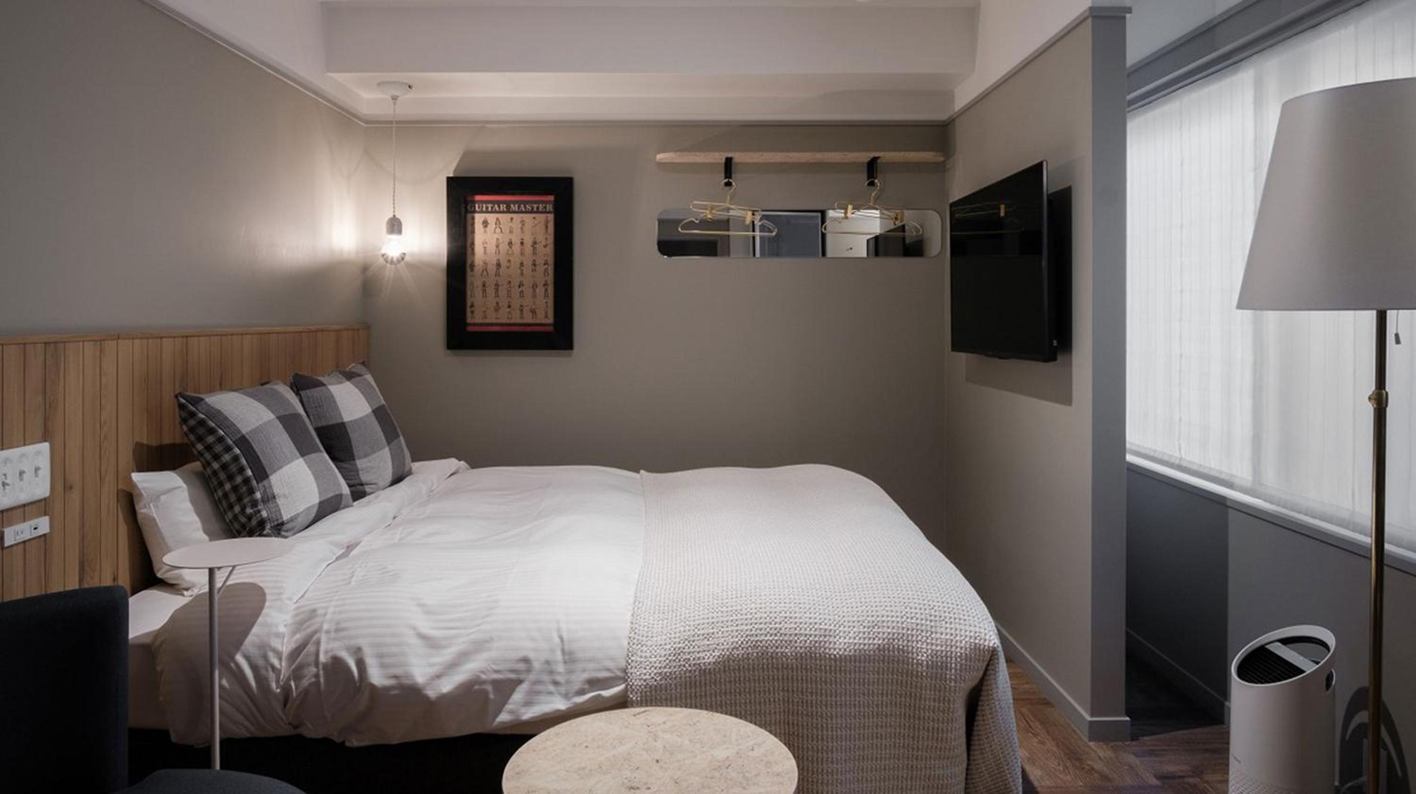 Double Room - Photo 6