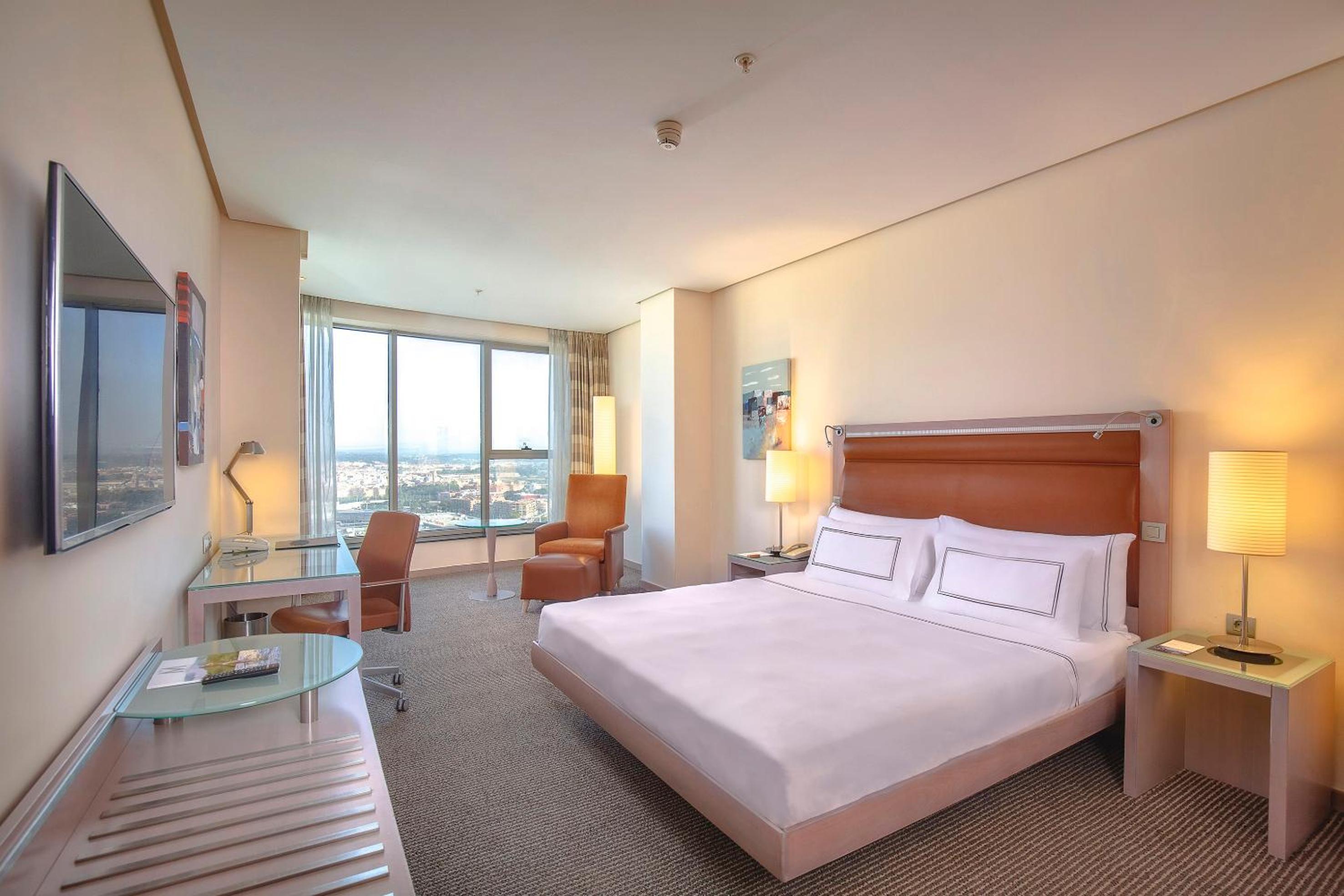 Melia Room King Bed