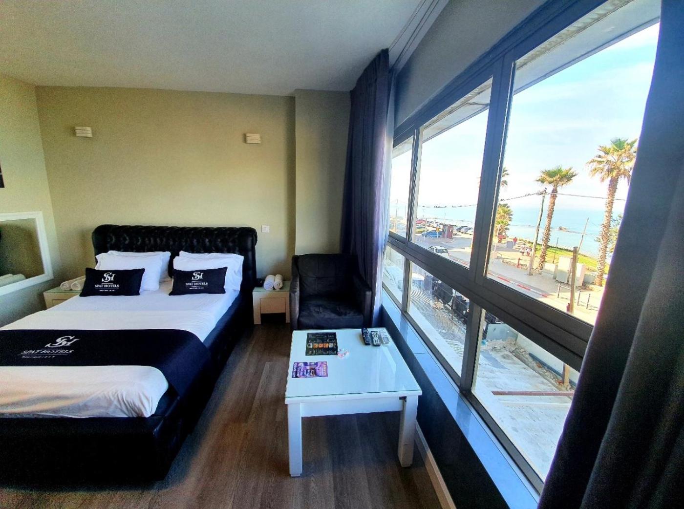 Standard Double Room with Sea View