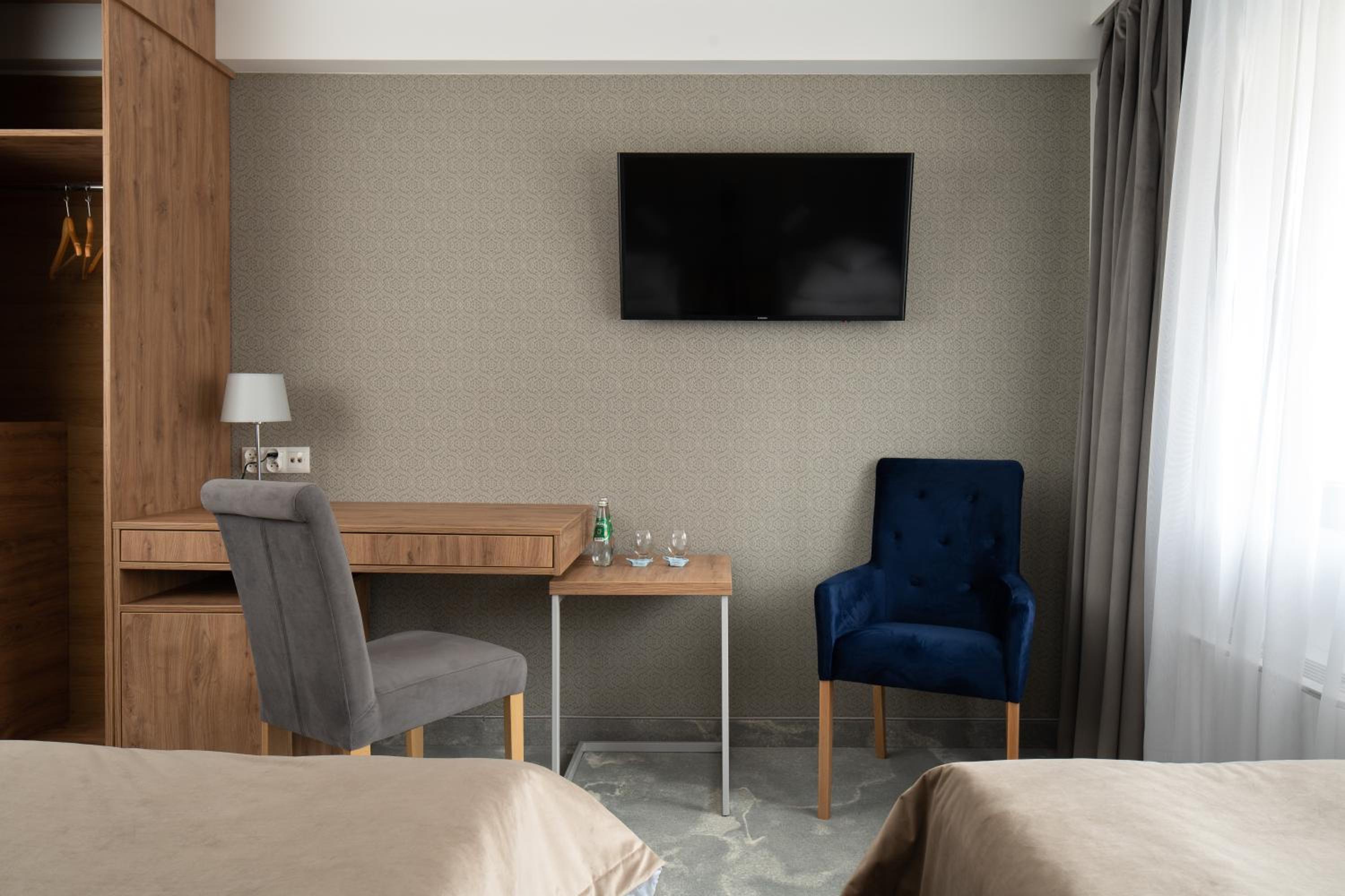 Double Room - Photo 4