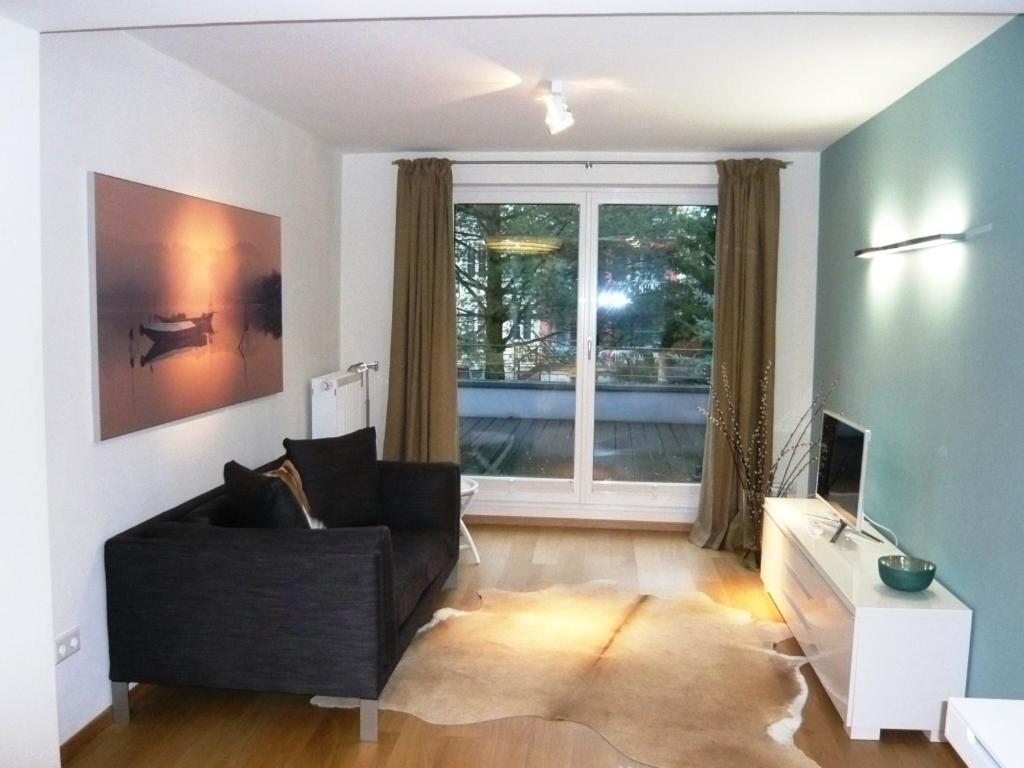One-Bedroom Apartment photo 3