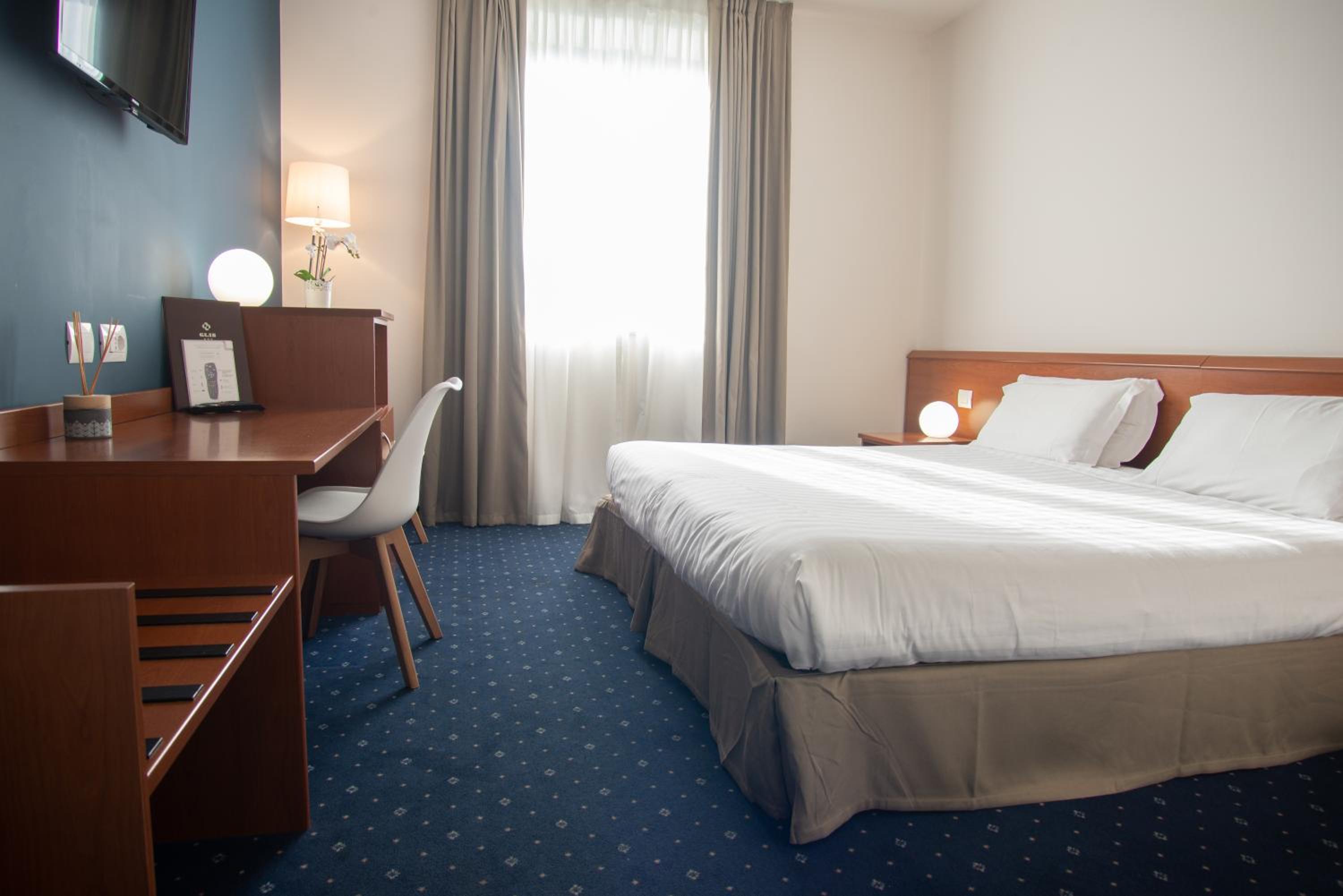 Double Room - Photo 4
