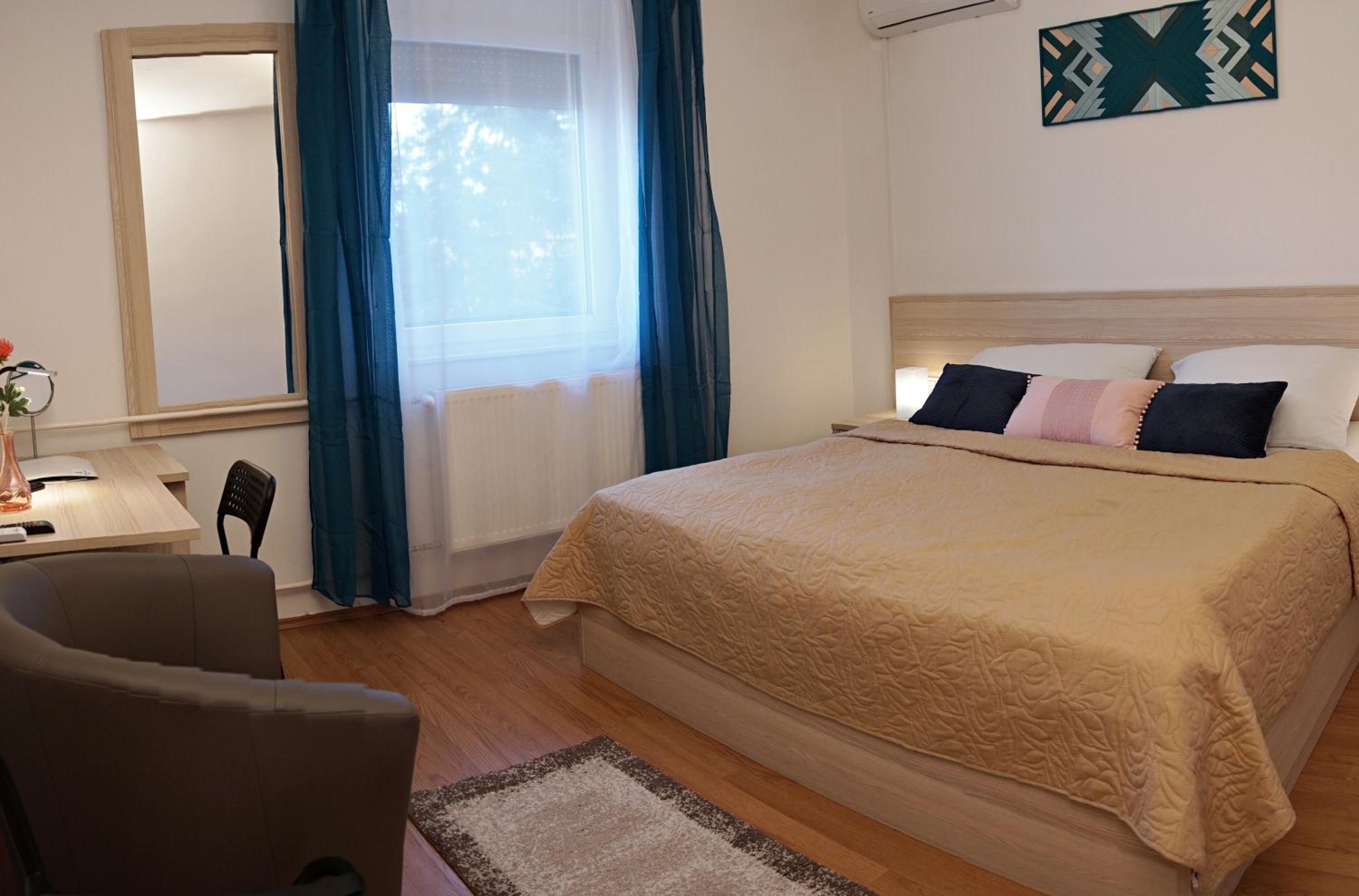 Double Room with Garden View - Photo 1