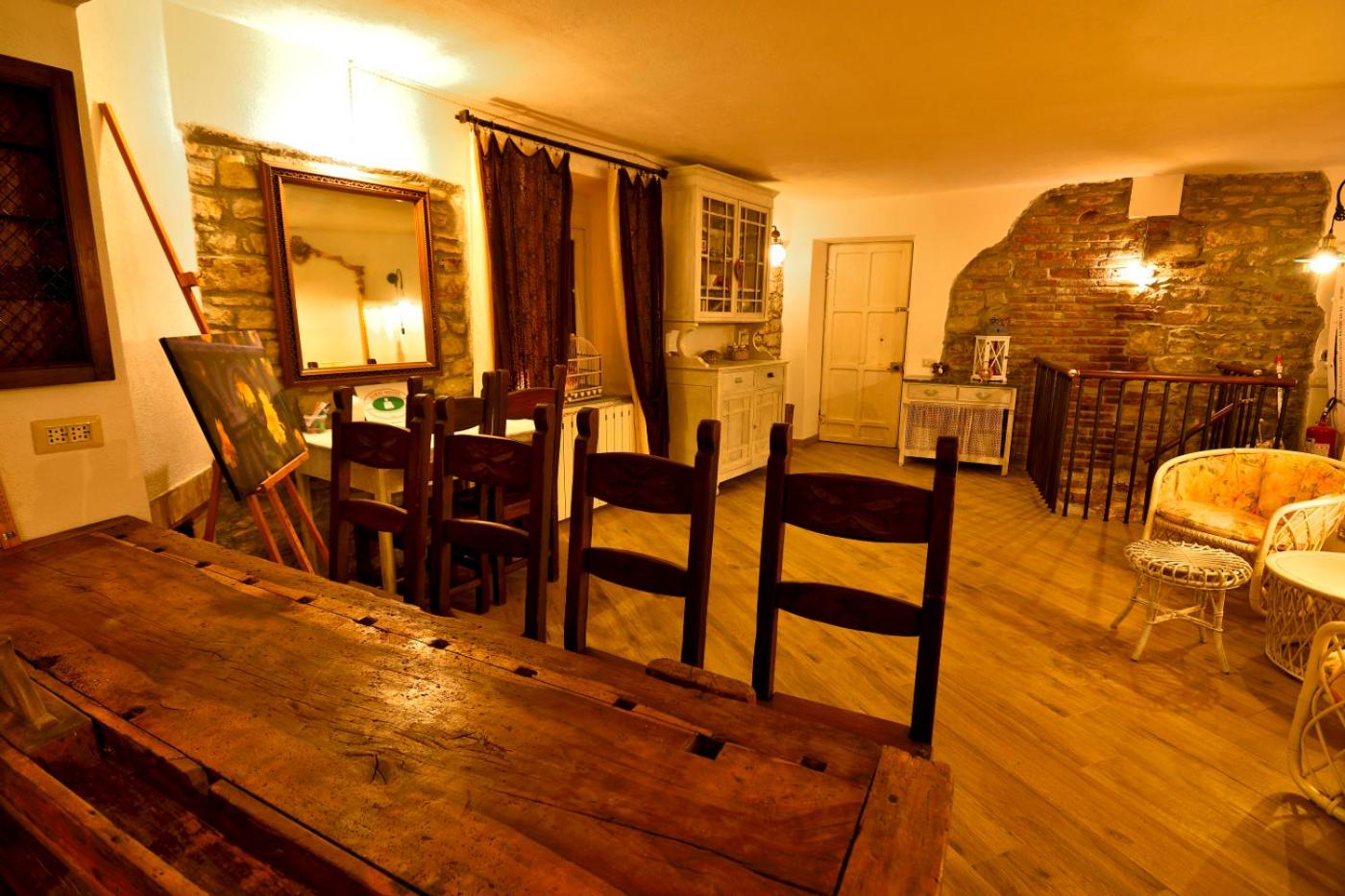 Large Double Room - Photo 22