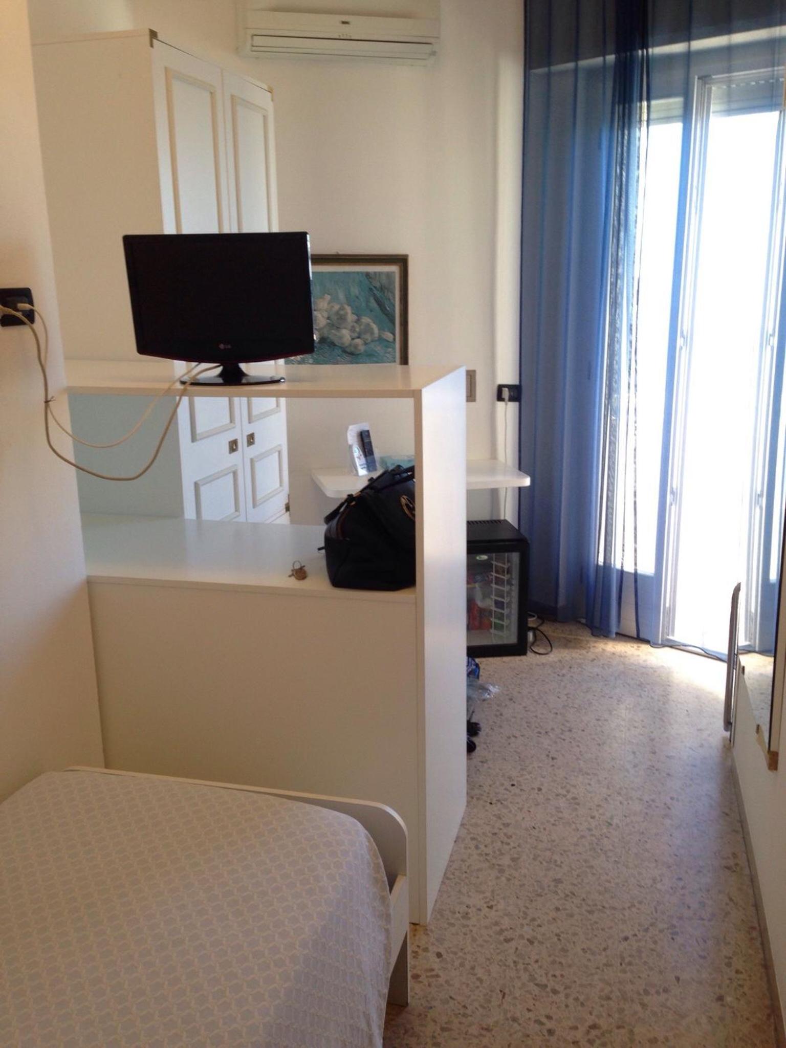 Single Room with Sea View photo 1